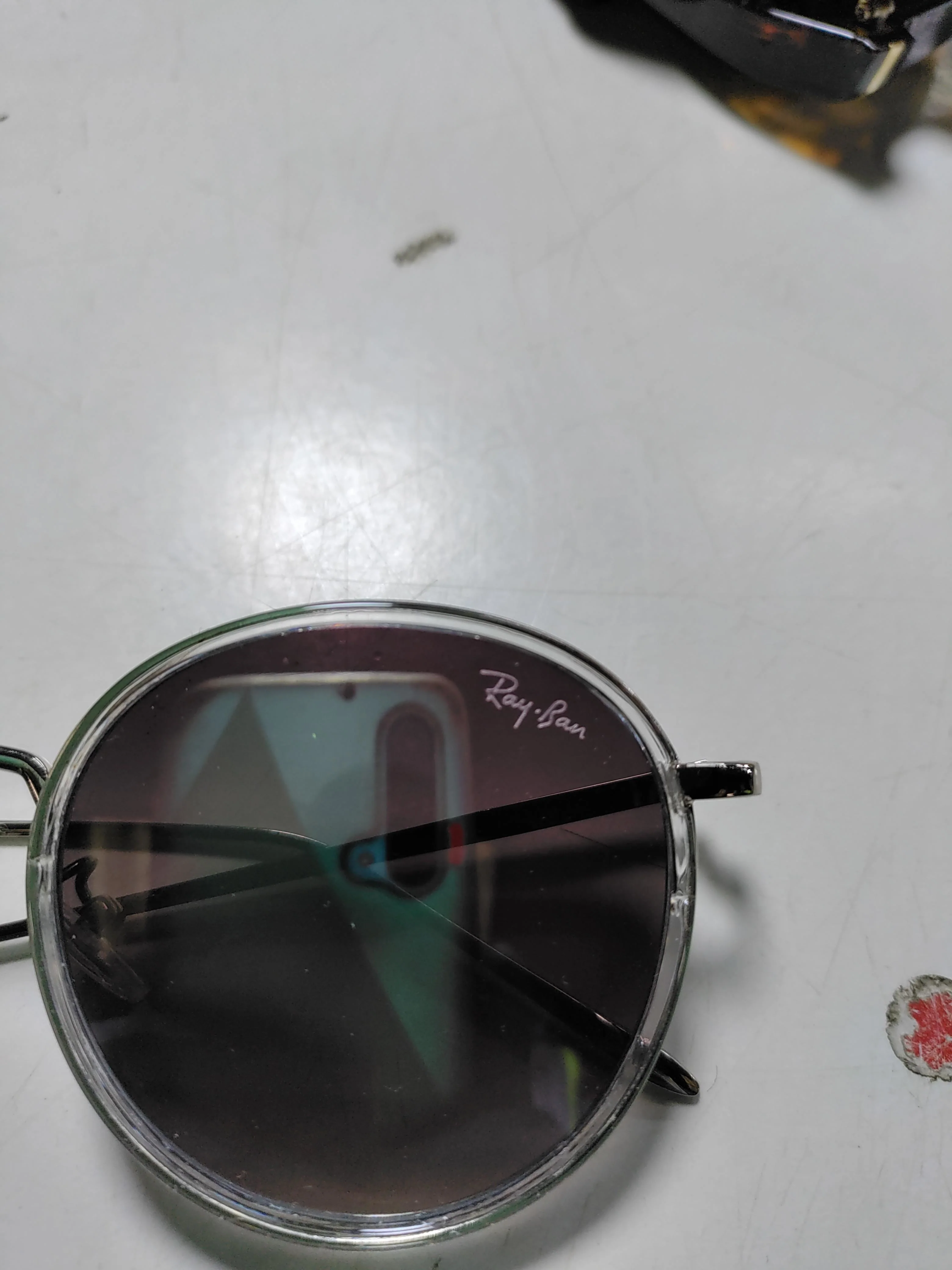 Ray-Ban Men's Sunglasses Silver Round - Image 5