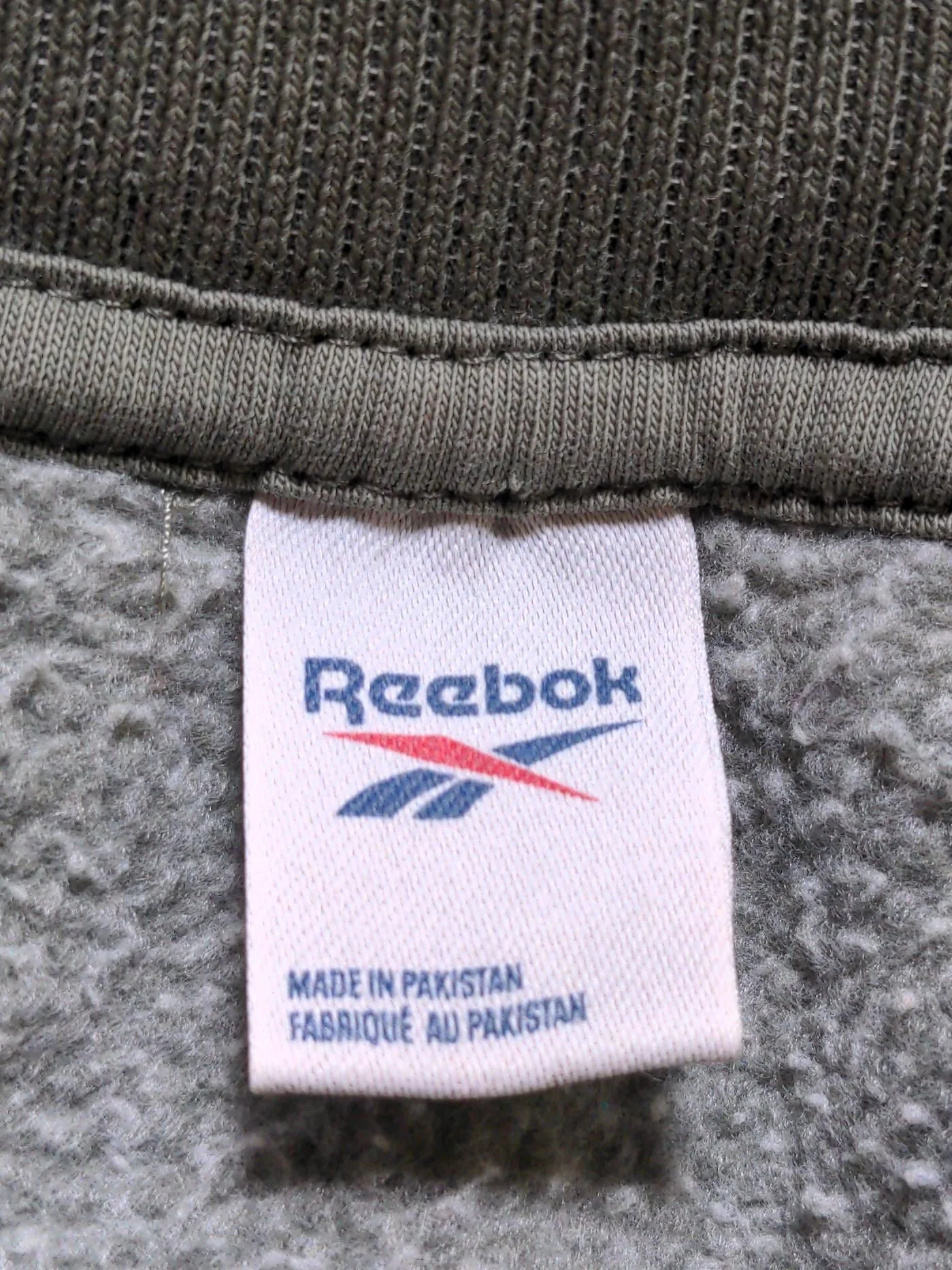 Reebok Men's Hoodie M Green Cotton with Polyester Pullover - Image 8