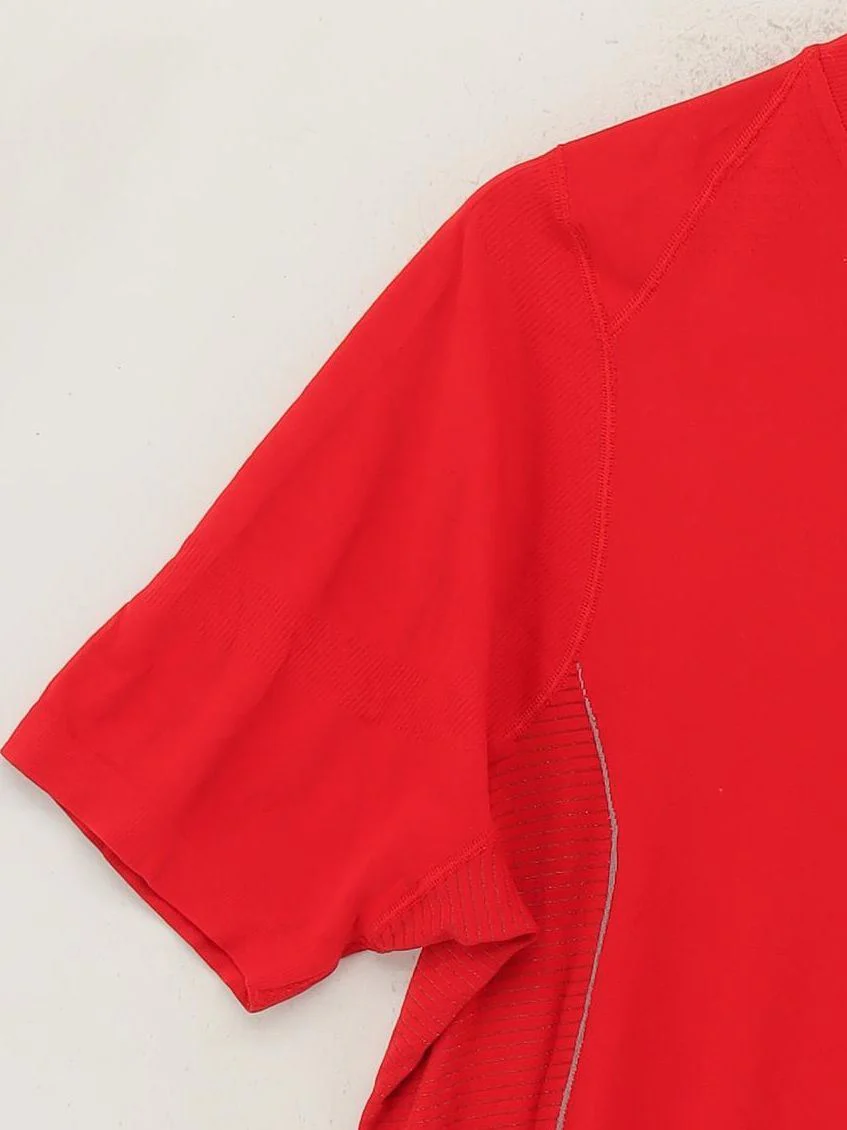 Reebok Men's T-Shirt L Red Polyamide with Elastane Round Neck Basic - Image 4