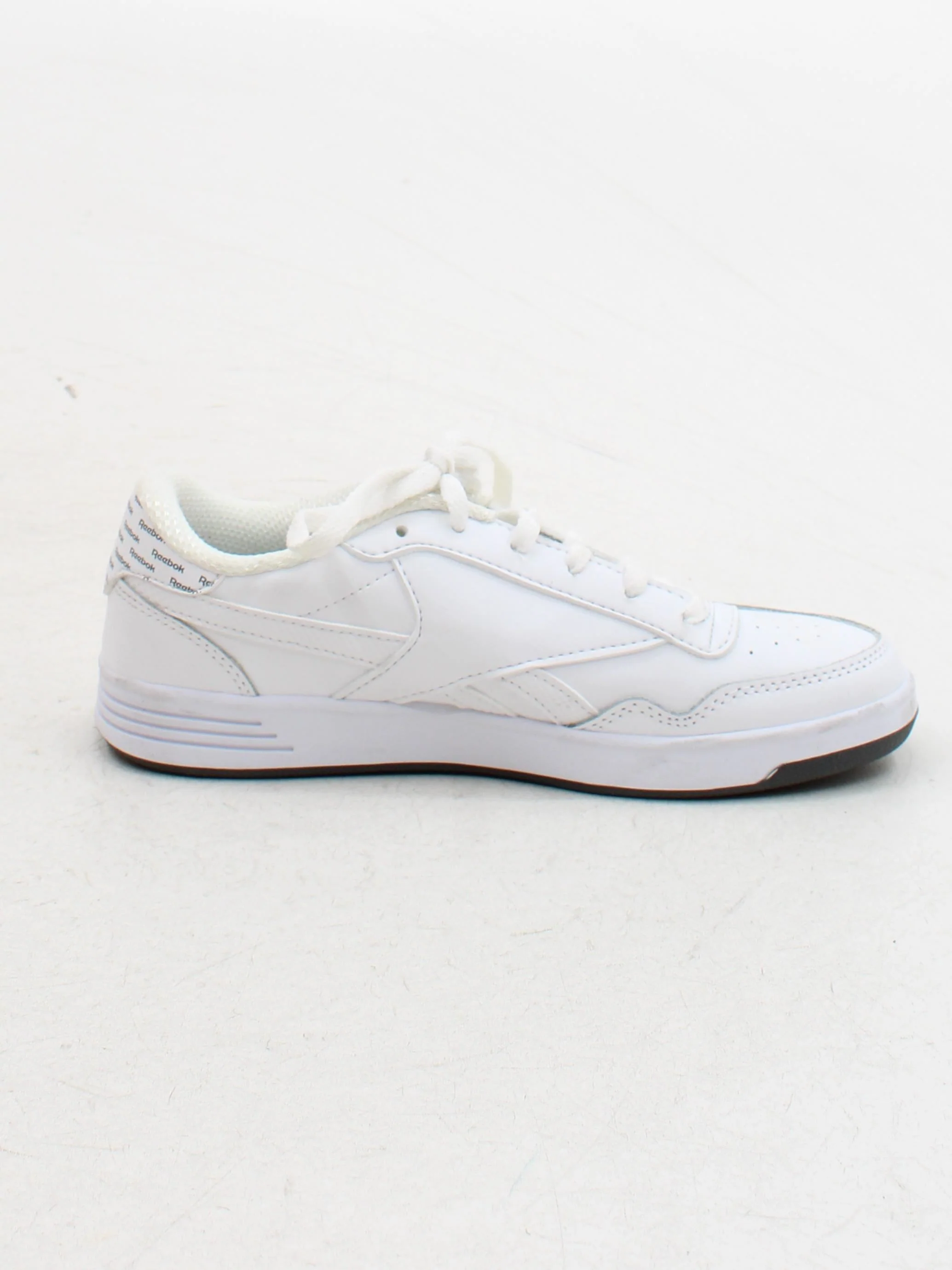 Reebok ROYALFOAMLITE Women's Trainers EF7735 UK3 EU35.5 US5.5 in White - Image 5