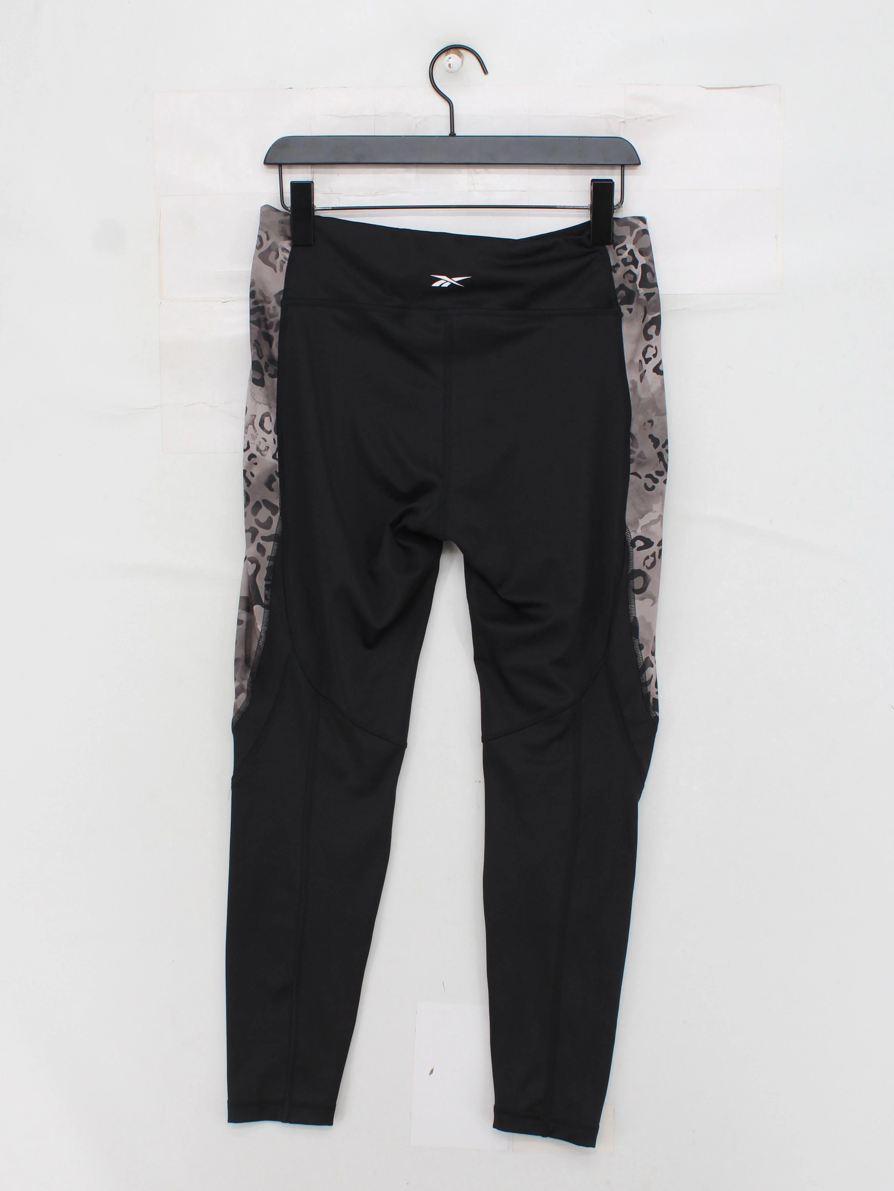 Reebok Women's Leggings L Black Animal Print Polyester with Spandex Full length - Image 2