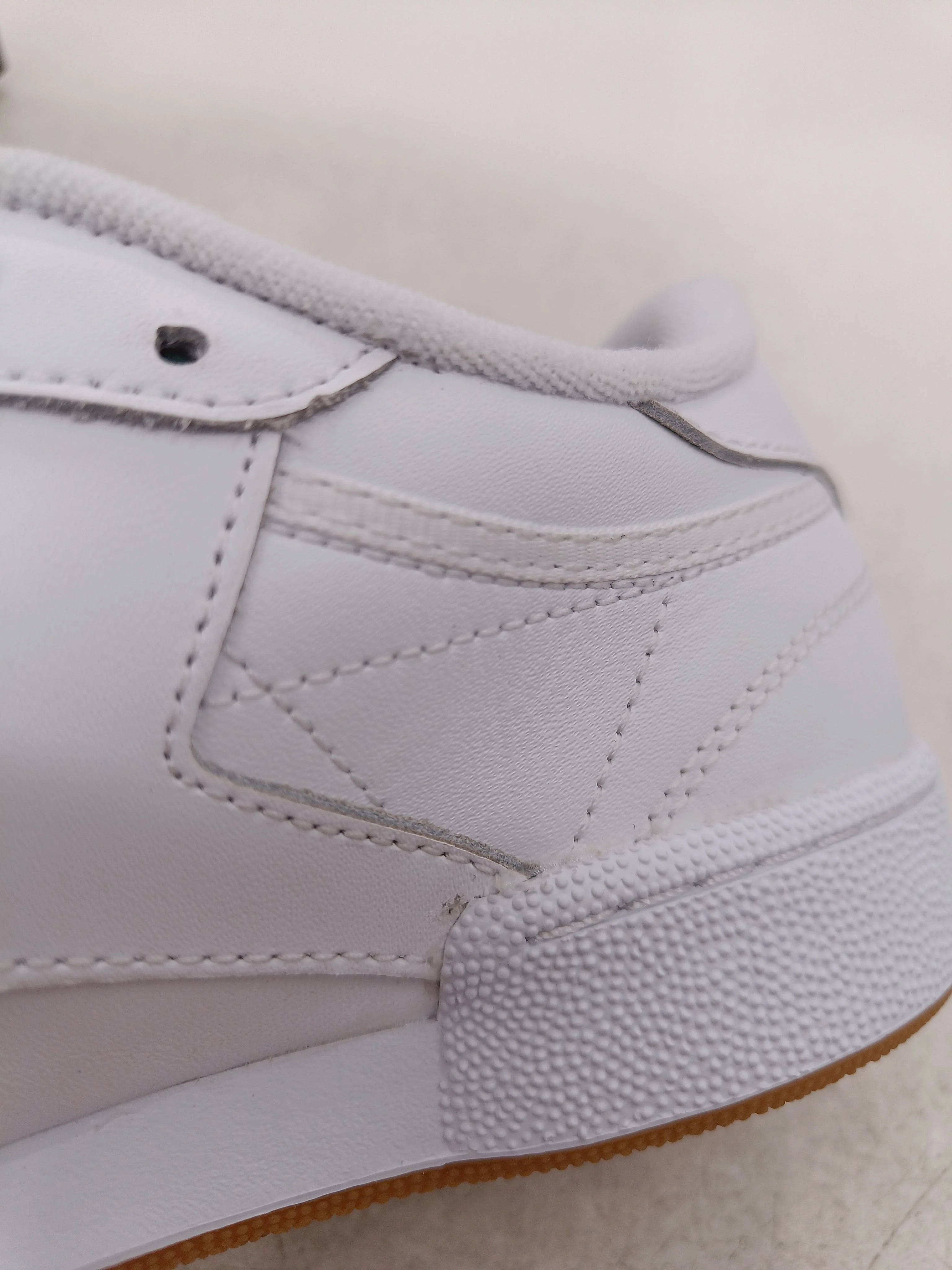 Reebok Women's Trainers UK7.5 in White RRP £80 - Image 8