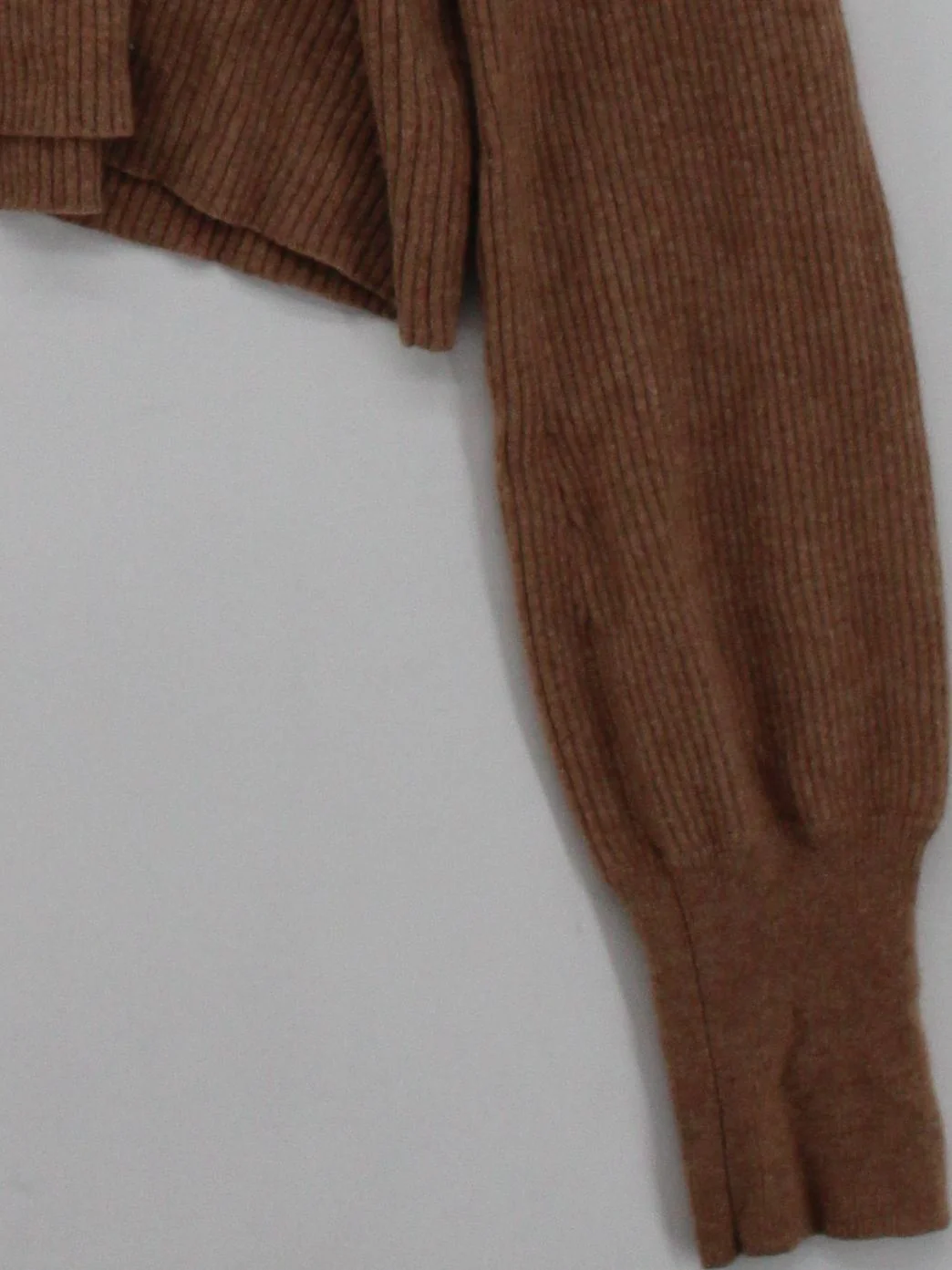 Reformation Women's Jumper XL Tan 100% Cashmere Roll Neck Pullover - Image 4