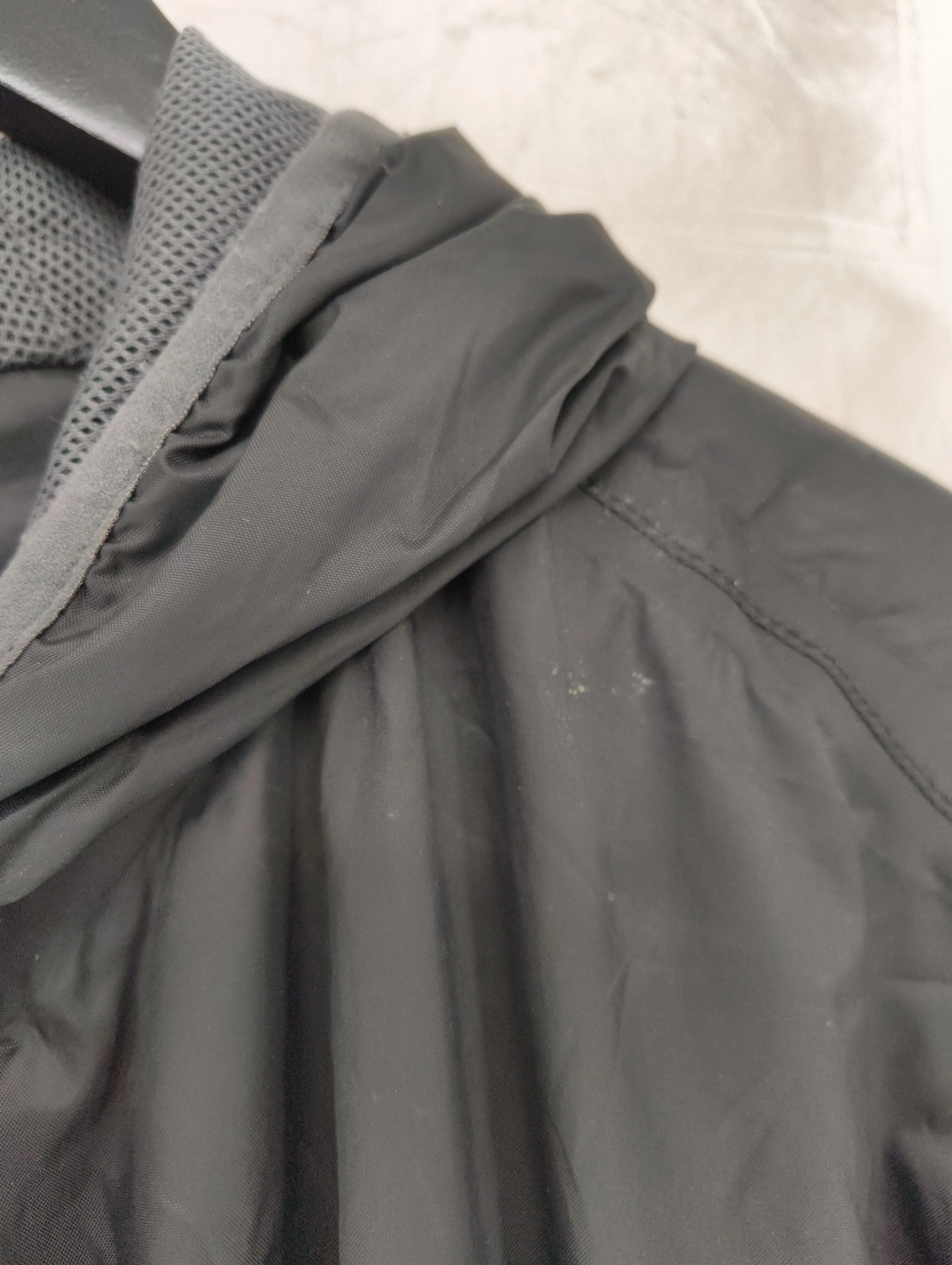 Regatta Windbreaker jacket black - Image 5