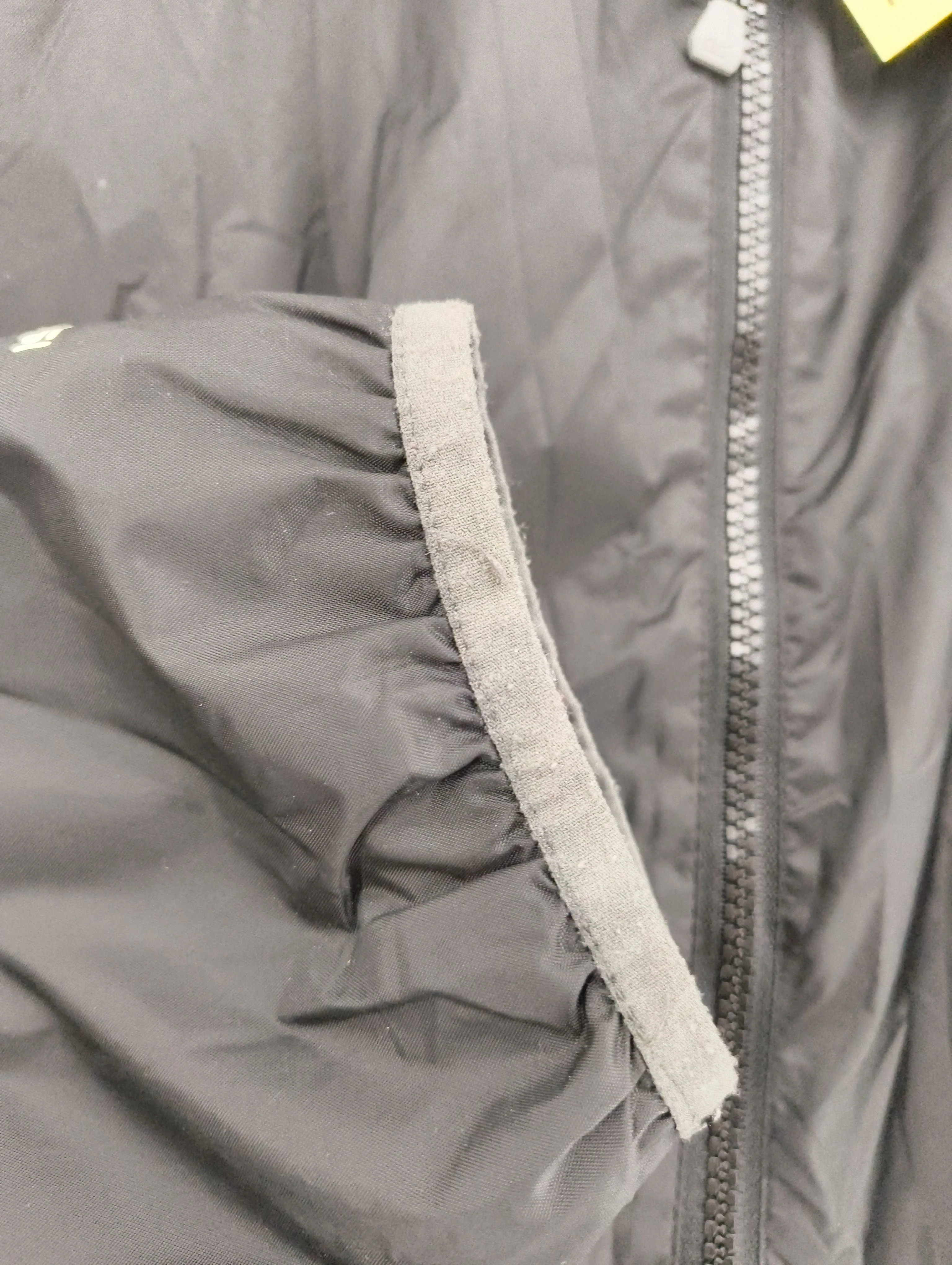 Regatta Windbreaker jacket black - Image 6