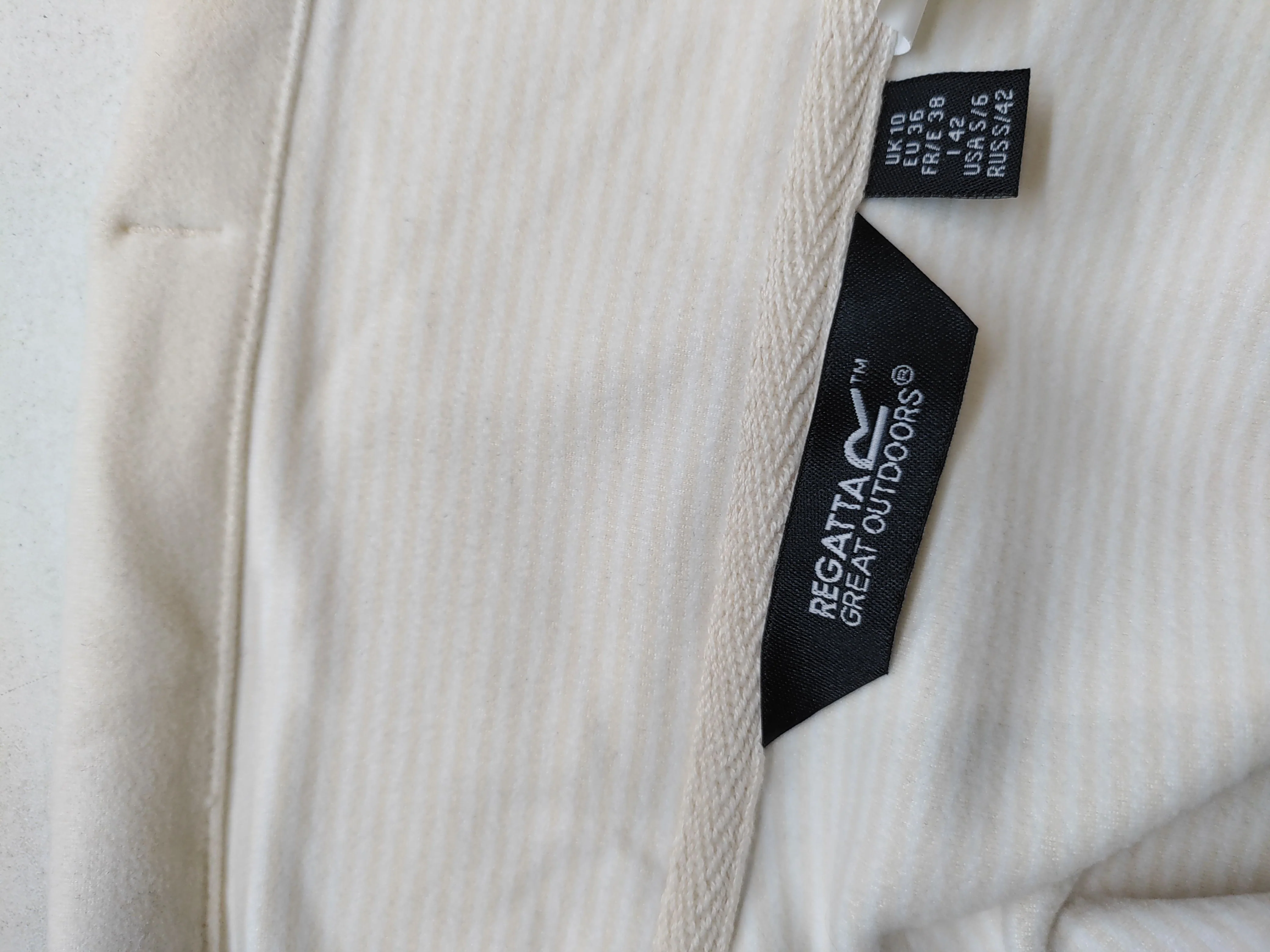 Regatta Women's Hoodie UK 10 Cream Polyester with Elastane Full Zip - Image 6