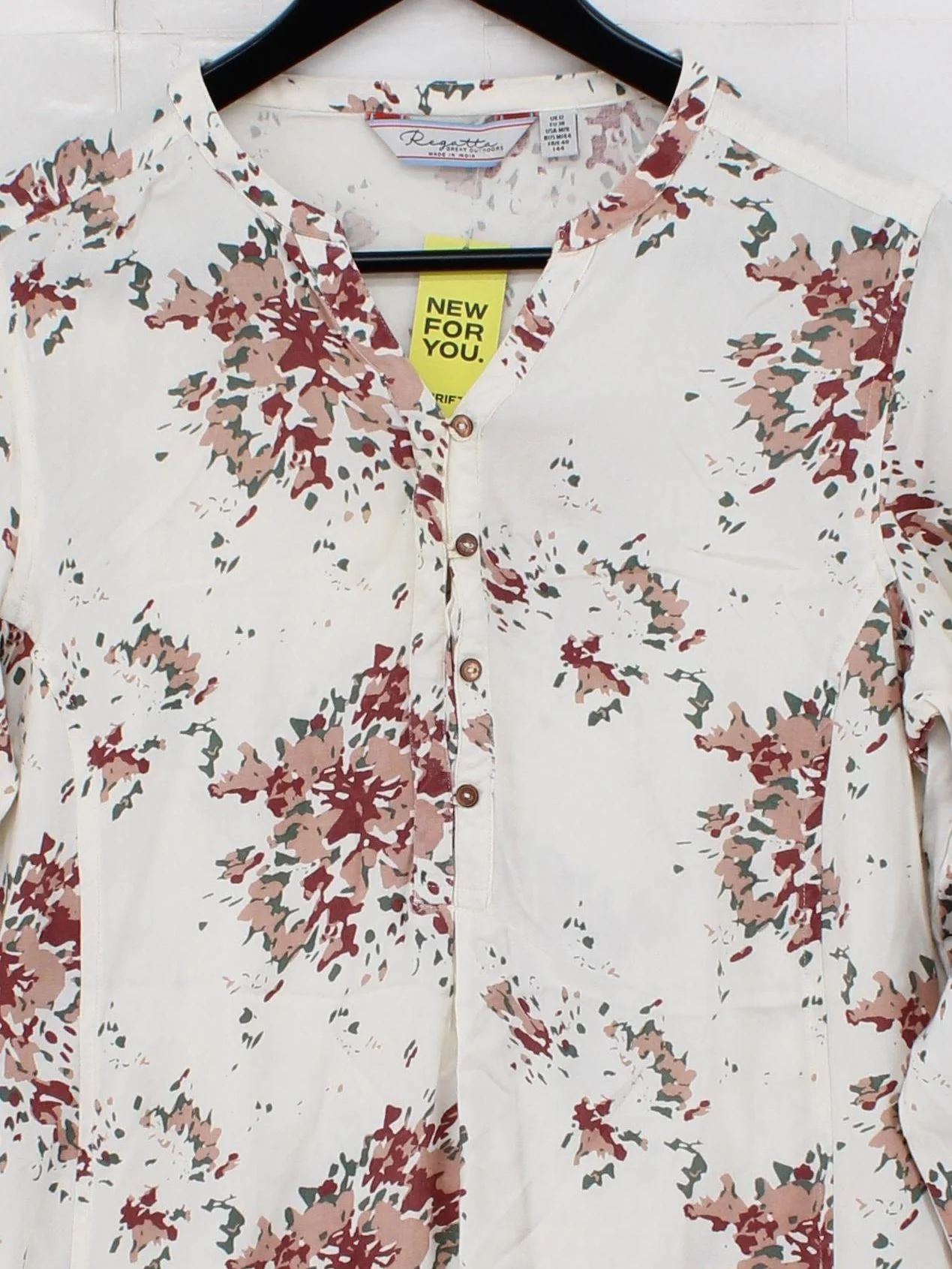 Regatta Women's Shirt M White Floral 100% Viscose Long Sleeve Collared Basic - Image 3