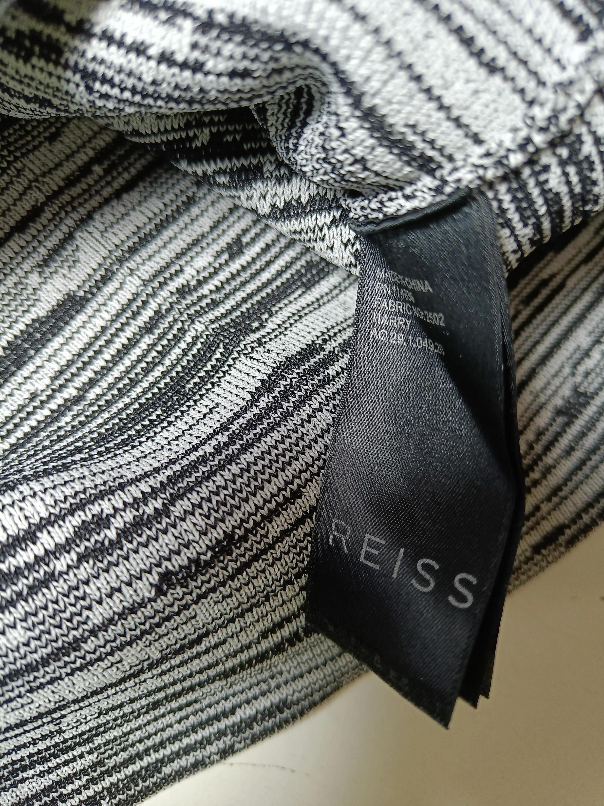 Reiss Bodycon Midi Dress UK4 in Multi - Image 6