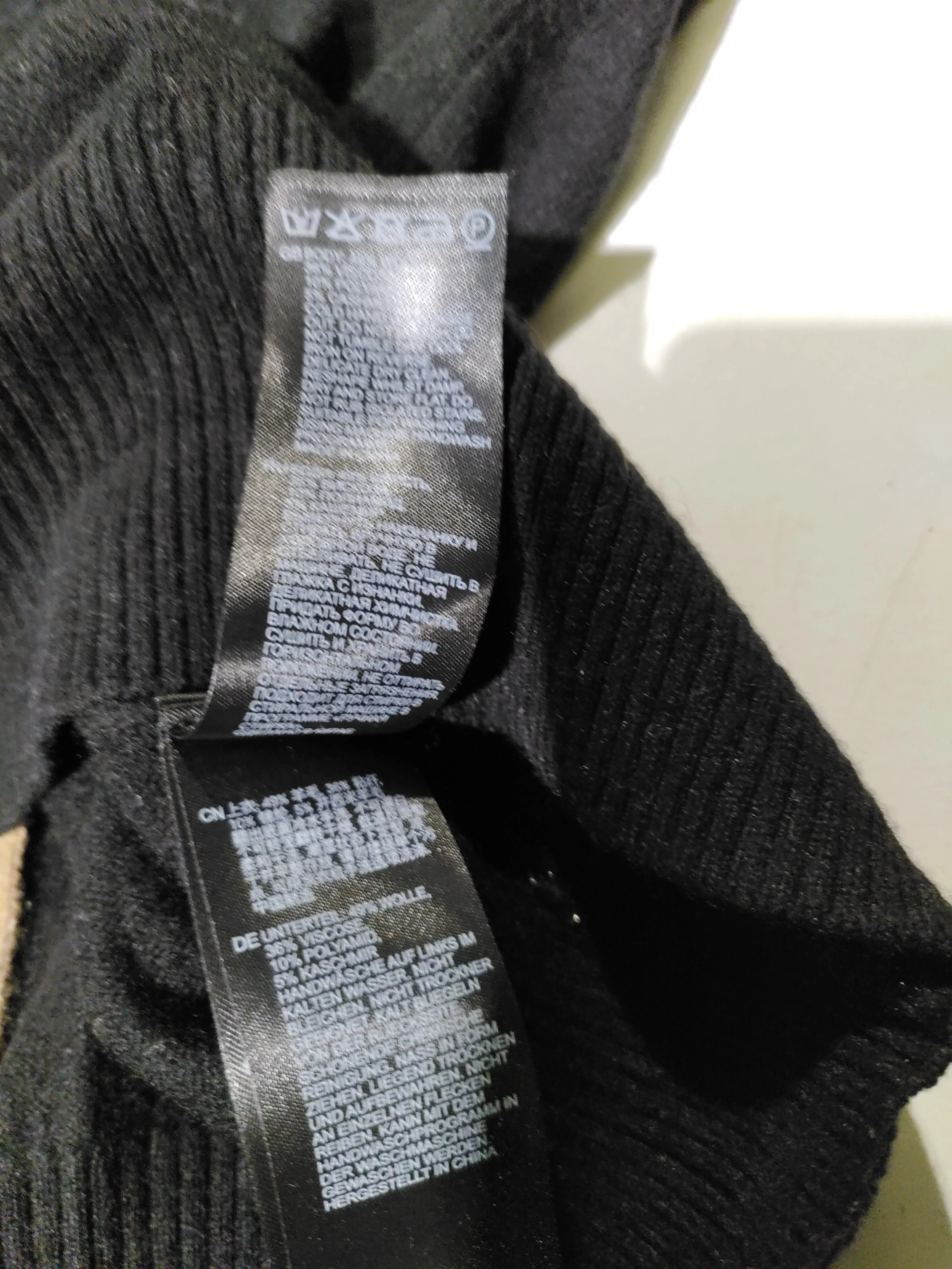 Reiss Men's Jumper XS Black Viscose with Wool, Polyamide High Neck Pullover - Image 6