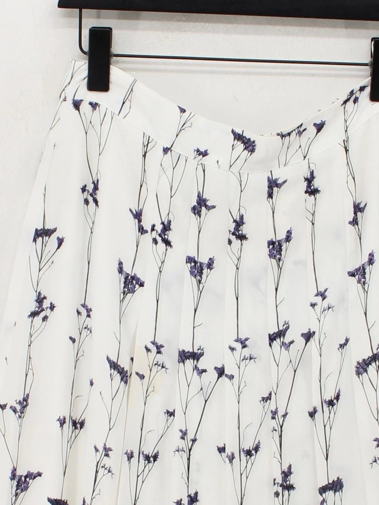 Reiss Women's Midi Skirt UK 12 White Floral 100% Polyester Midi Pleated - Image 3