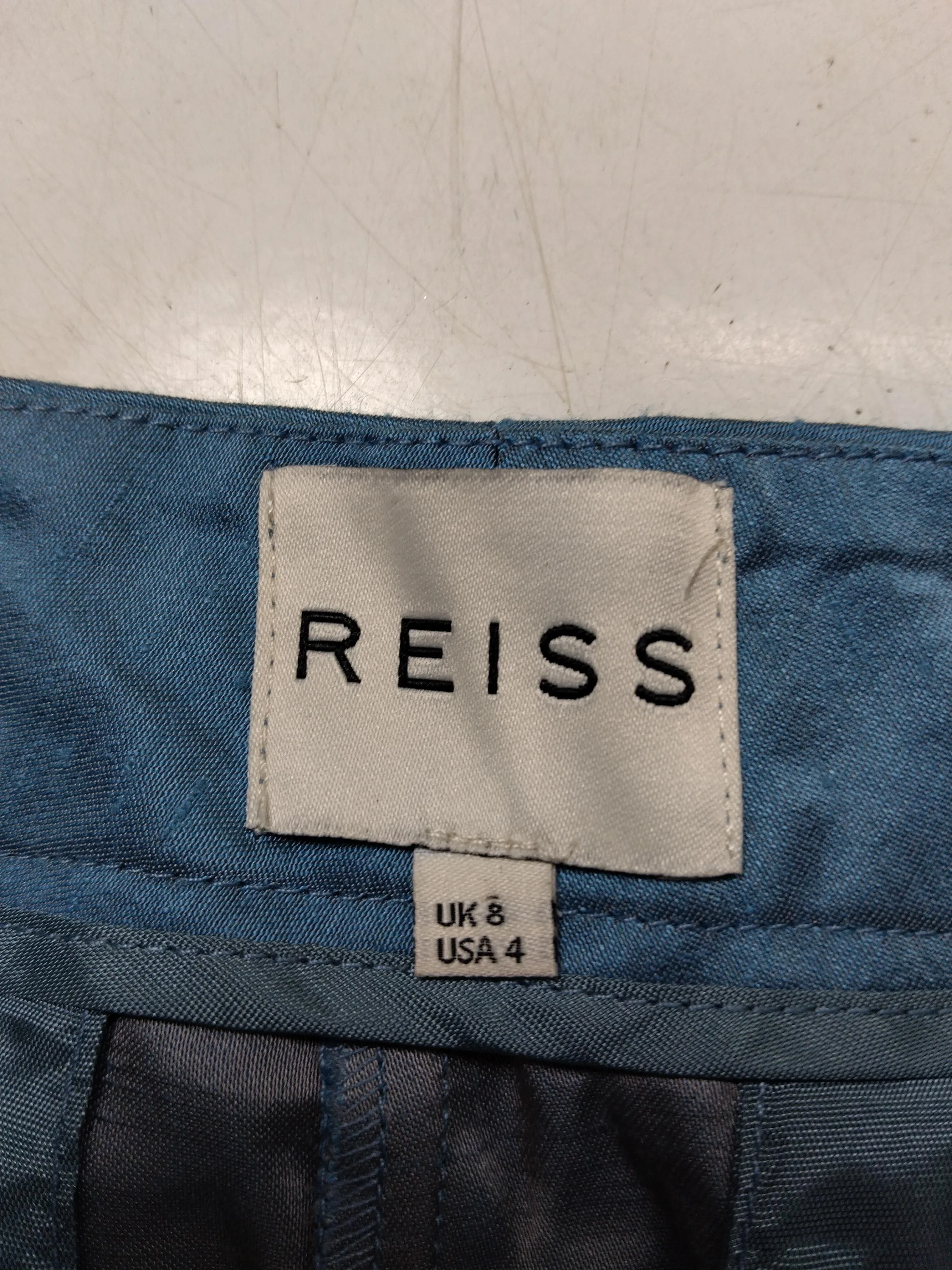 Reiss Women's Shorts UK 8 Blue Viscose with Acetate Cargo - Image 6