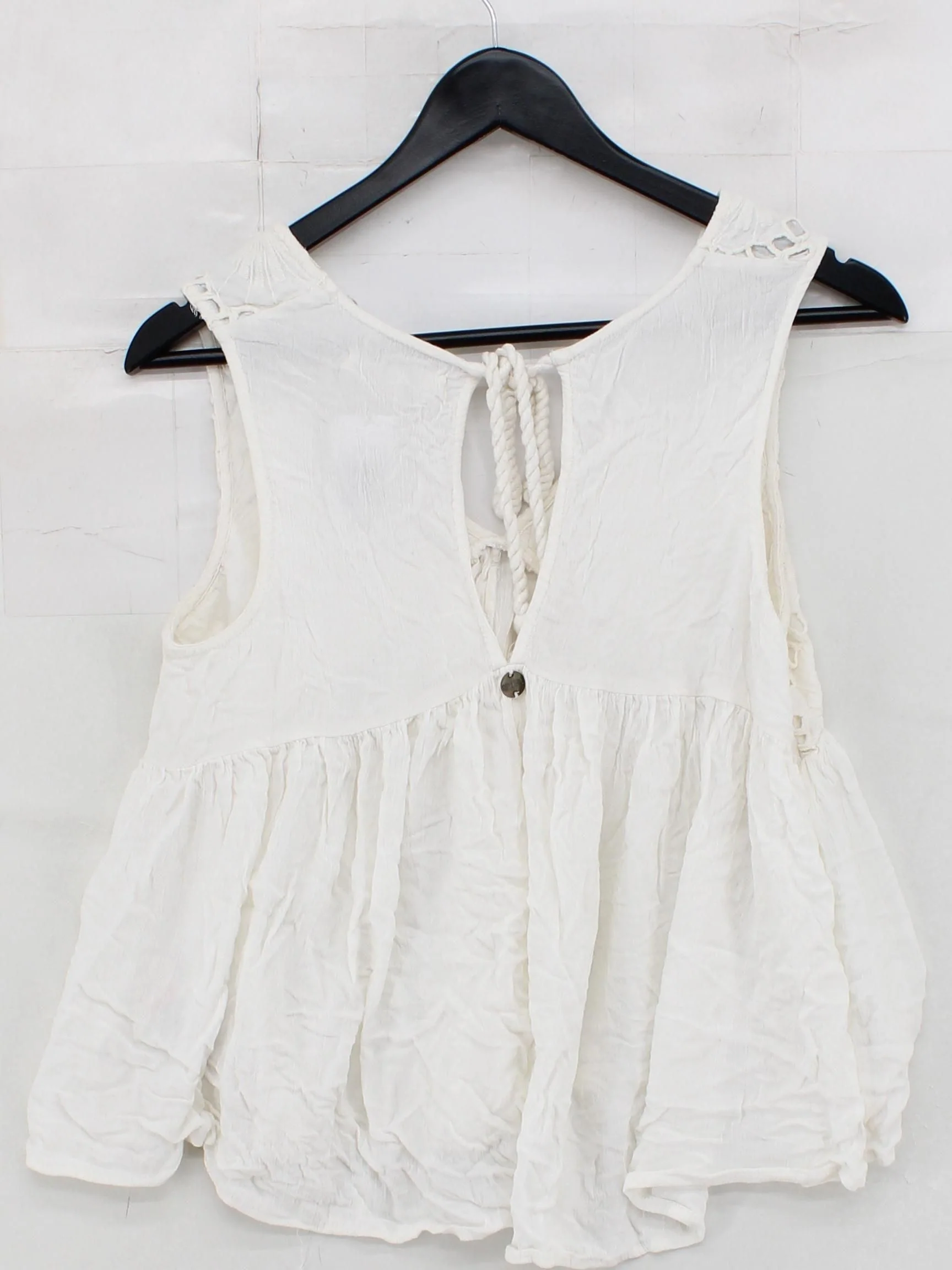 Rip Curl Women's Top S White 100% Viscose Sleeveless V-Neck Basic - Image 2