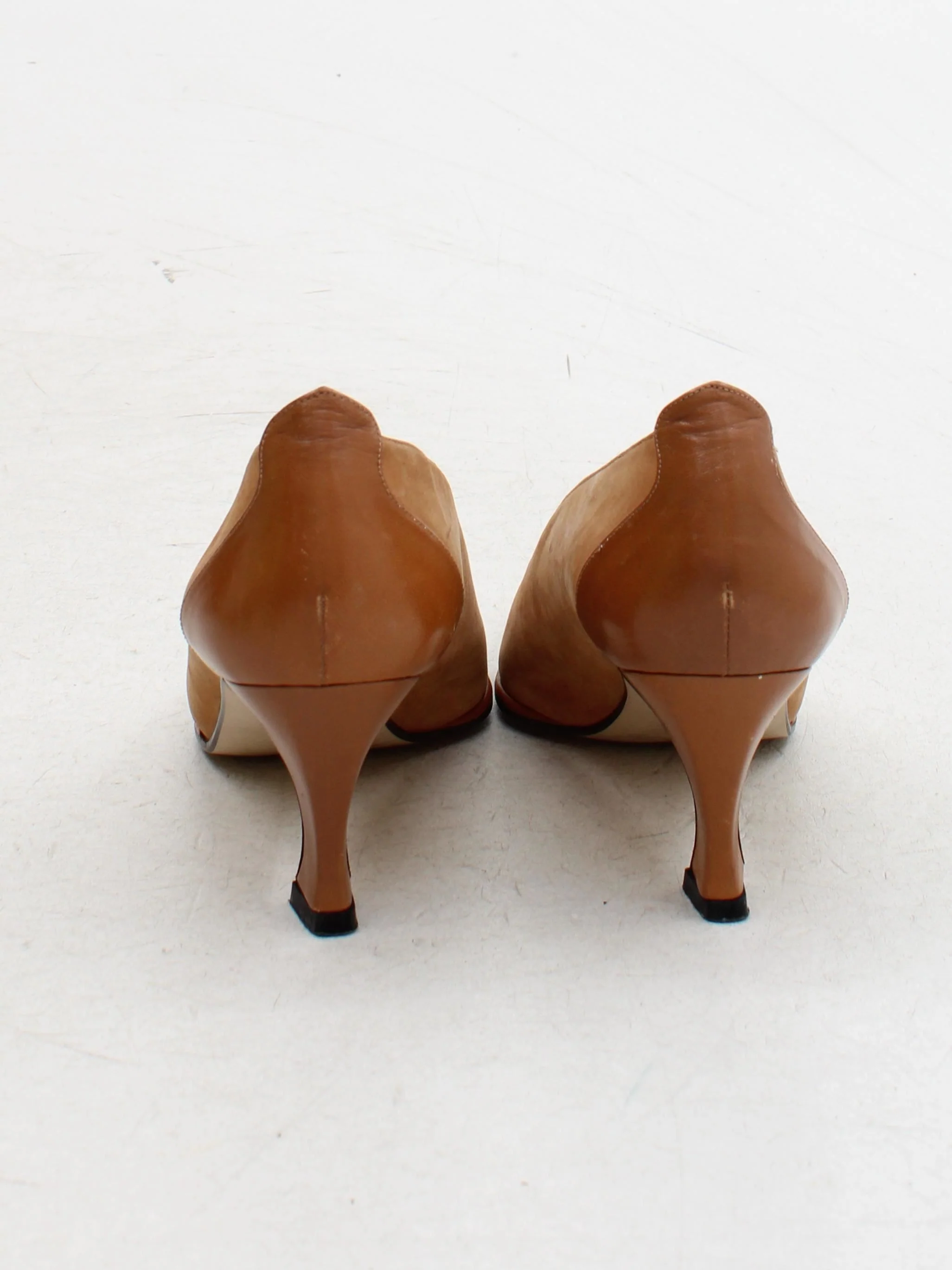 Roberto Vianni Women's Heels UK 3.5 Tan Suede with Leather Court - Image 3