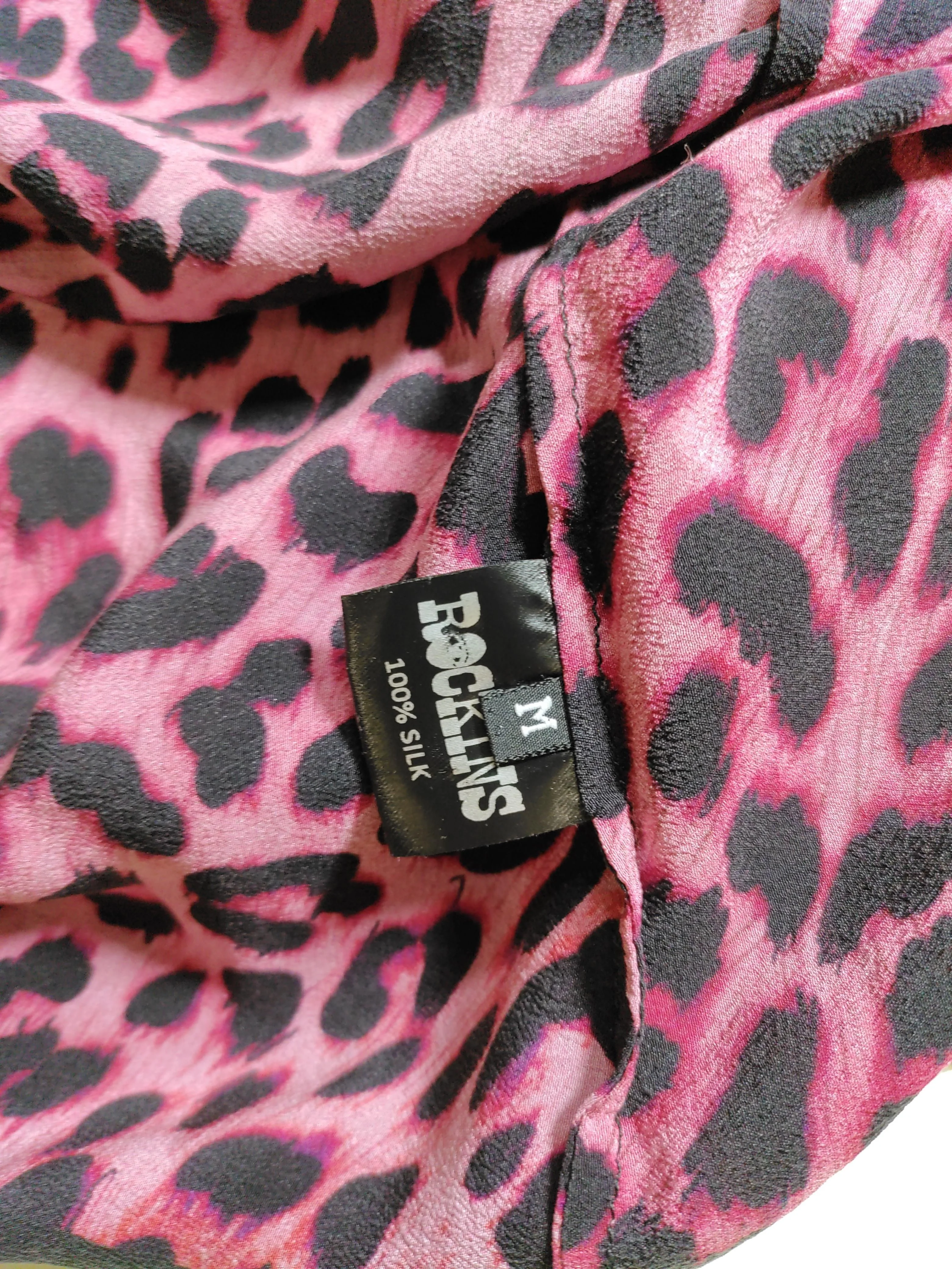 Rockins Women's Shirt M Red Animal Print 100% Silk Long Sleeve Collared Basic - Image 7