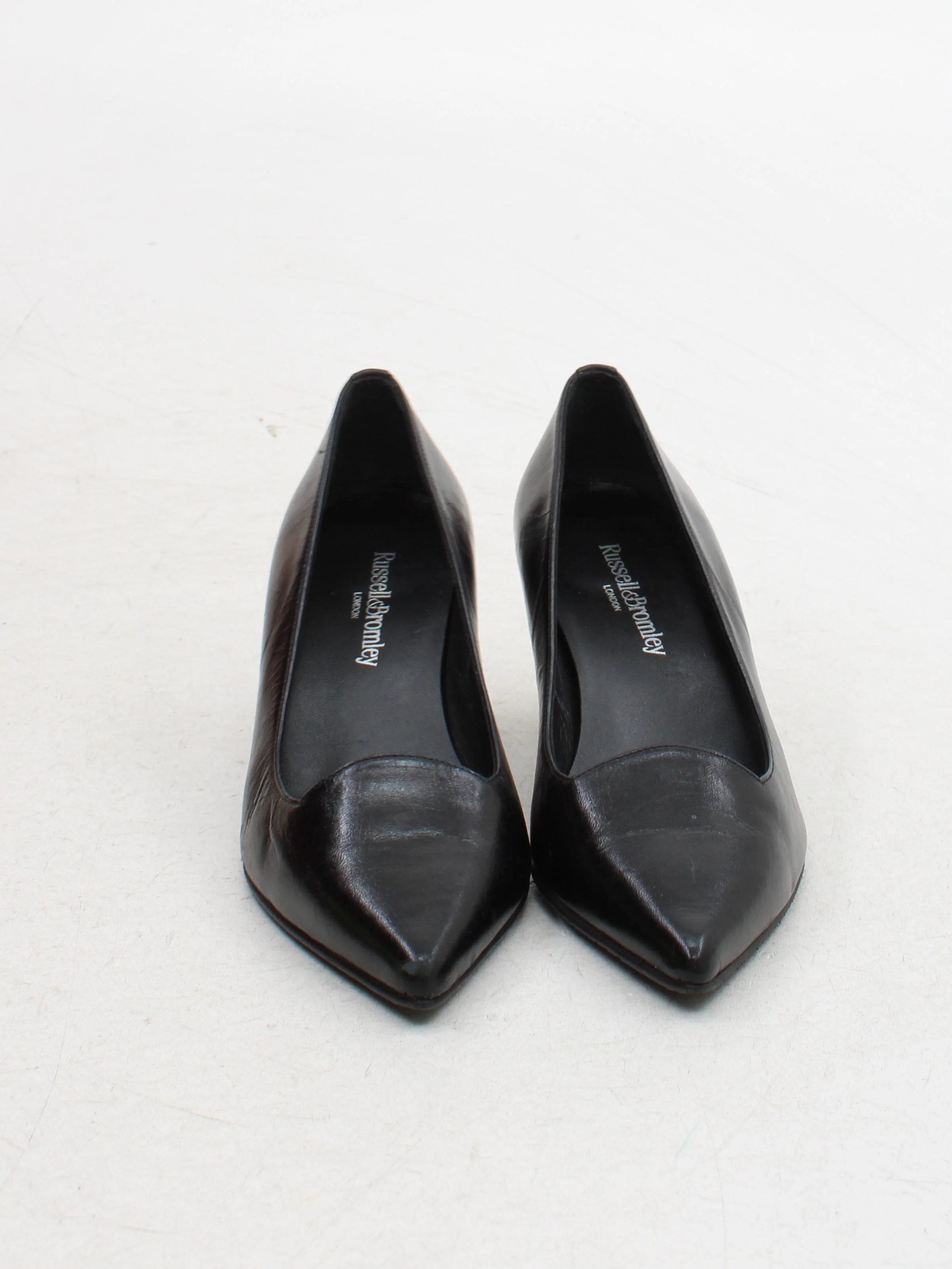 Russell & Bromley Women's Heels UK 7 Black 100% Leather Court - Image 2