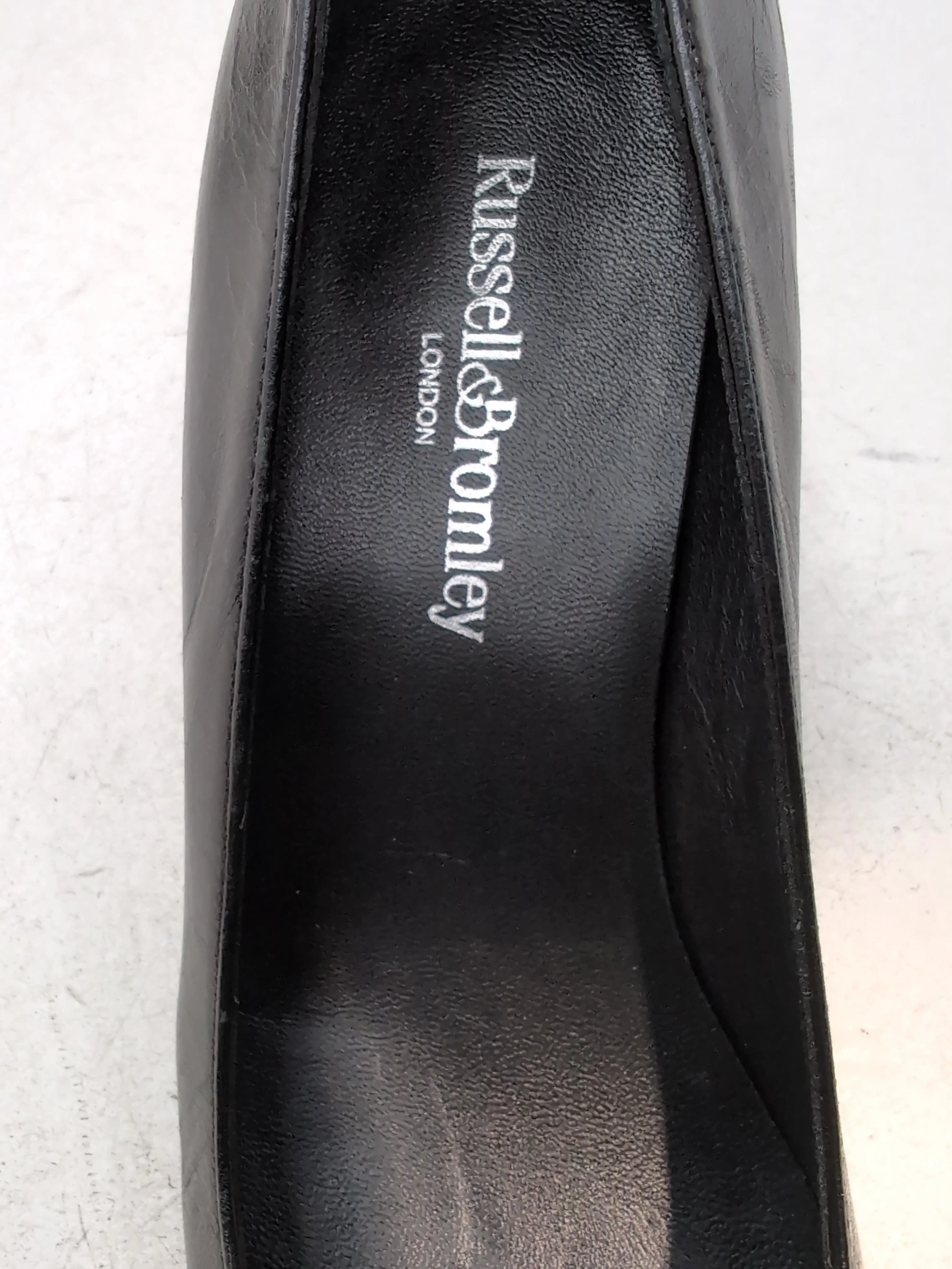 Russell & Bromley Women's Heels UK 7 Black 100% Leather Court - Image 6