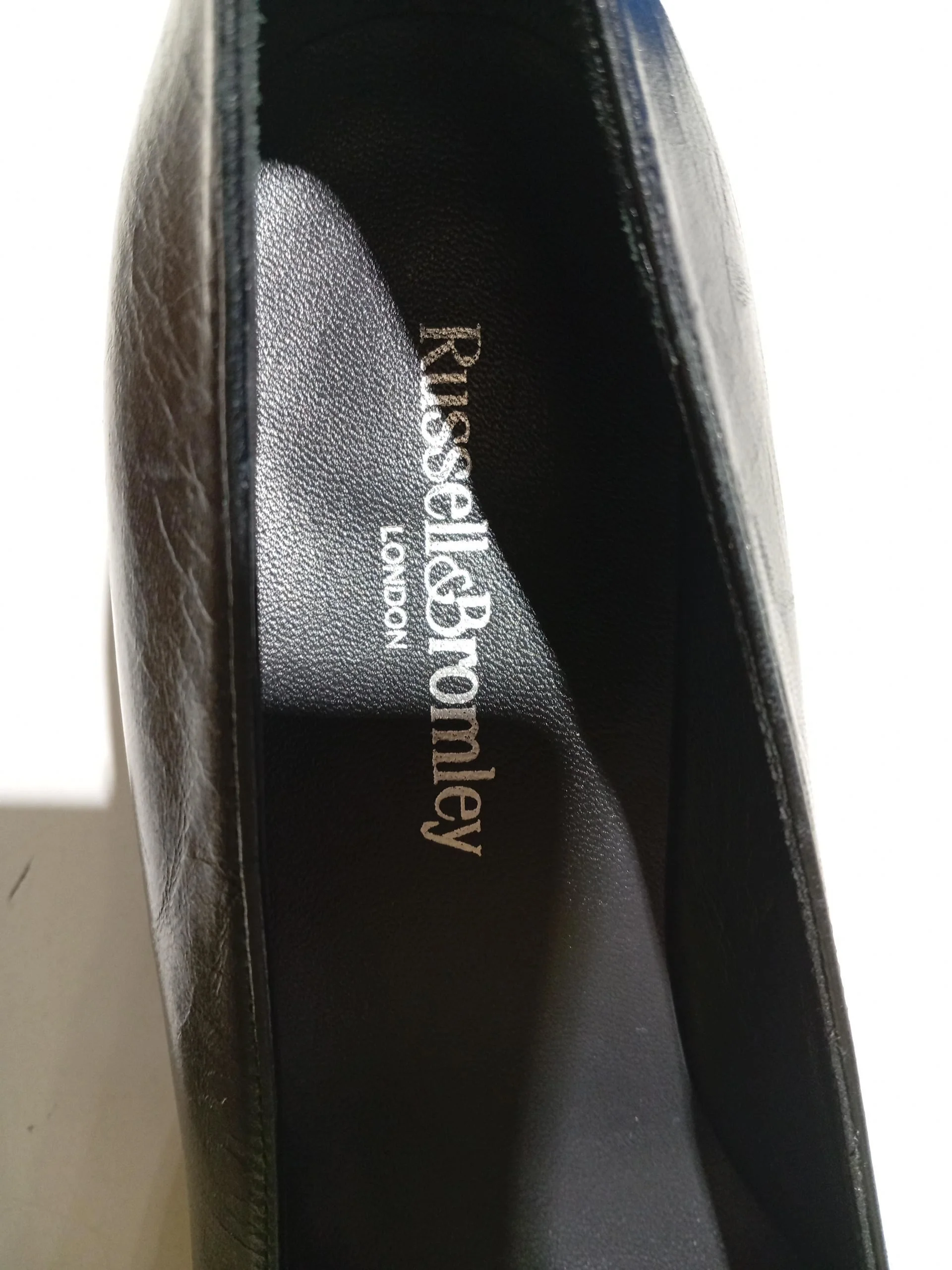 Russell & Bromley Women's Heels UK 7 Black 100% Leather Court - Image 9