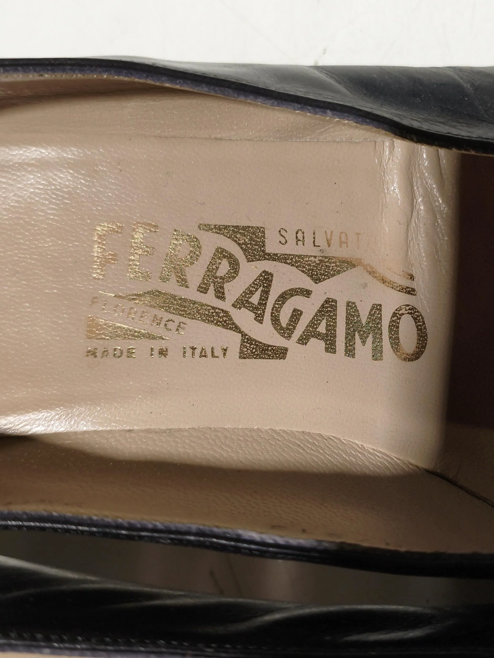 Salvatore Ferragamo Women's Heels UK 7.5 Black 100% Leather Court - Image 10