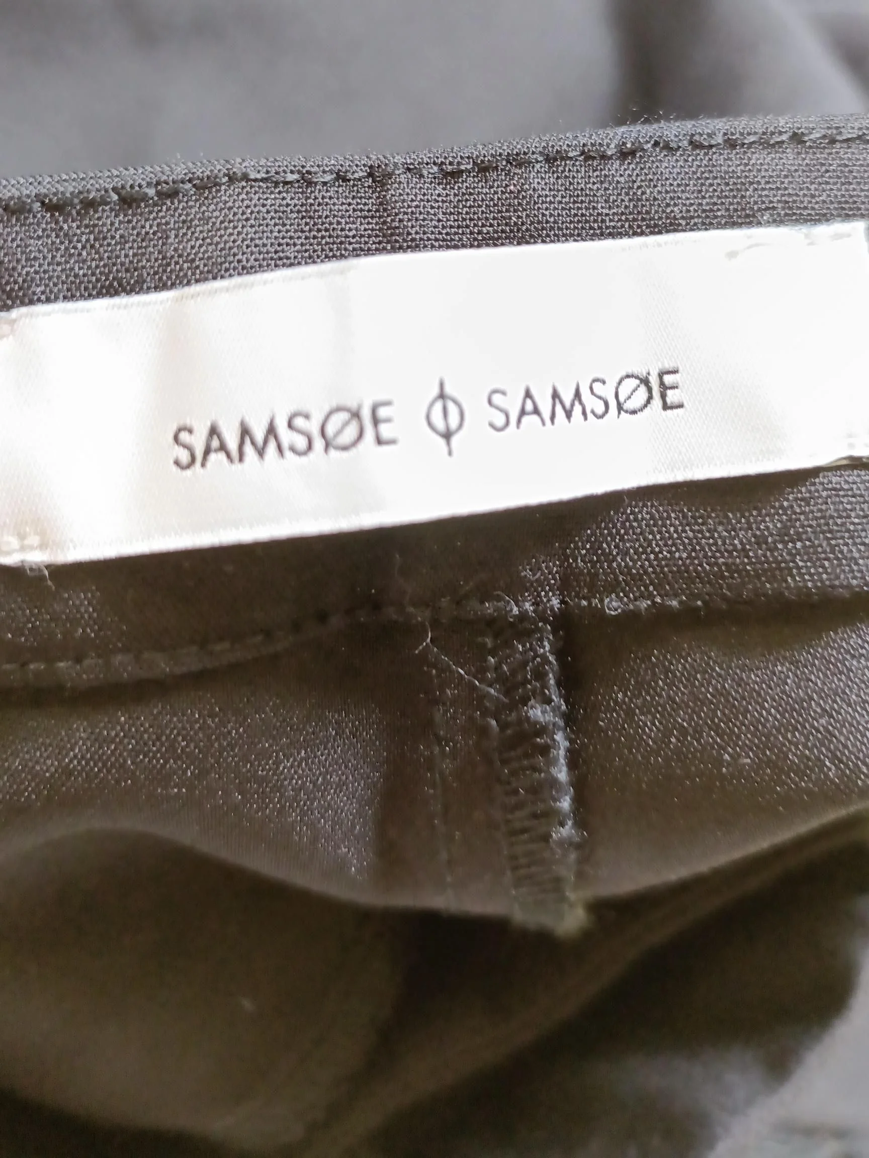 Samsøe & Samsøe Women's Mini Skirt W 31 in Black Viscose - Image 5