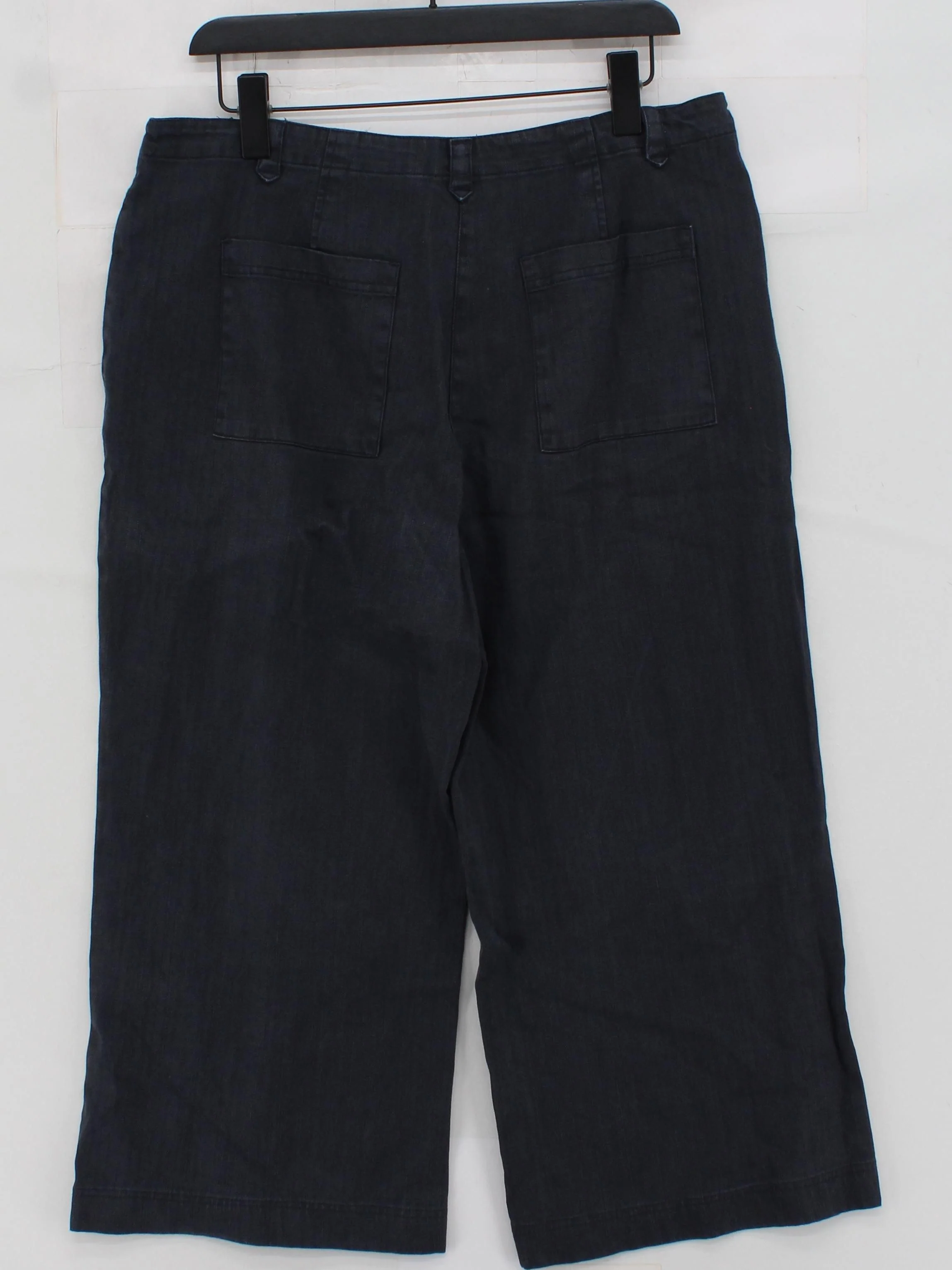 SEASALT CORNWALL Women's Trousers UK 16 Black Cotton with Elastane Capri - Image 2