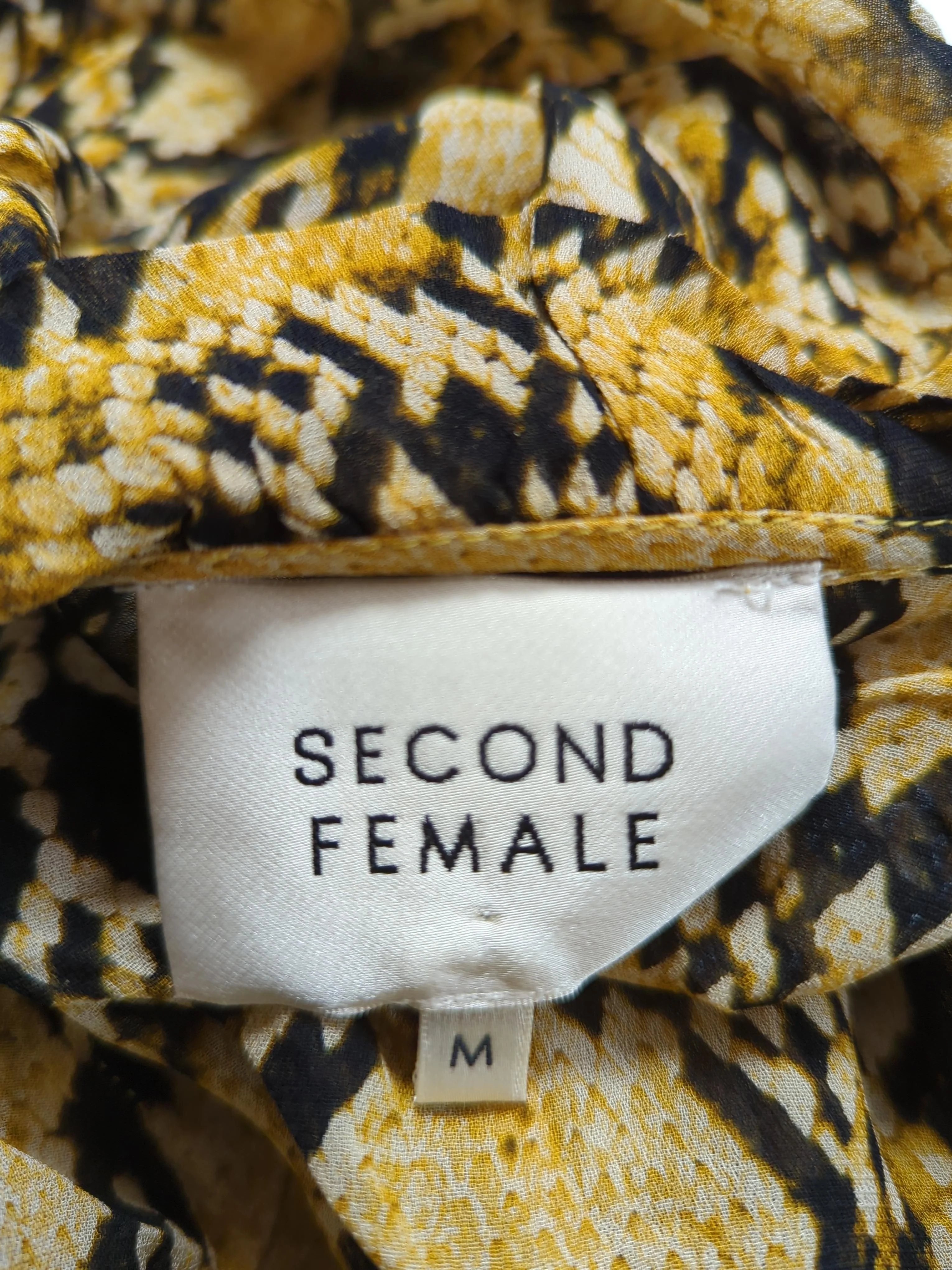 Second Female Shirt Midi Dress M in Yellow - Image 5
