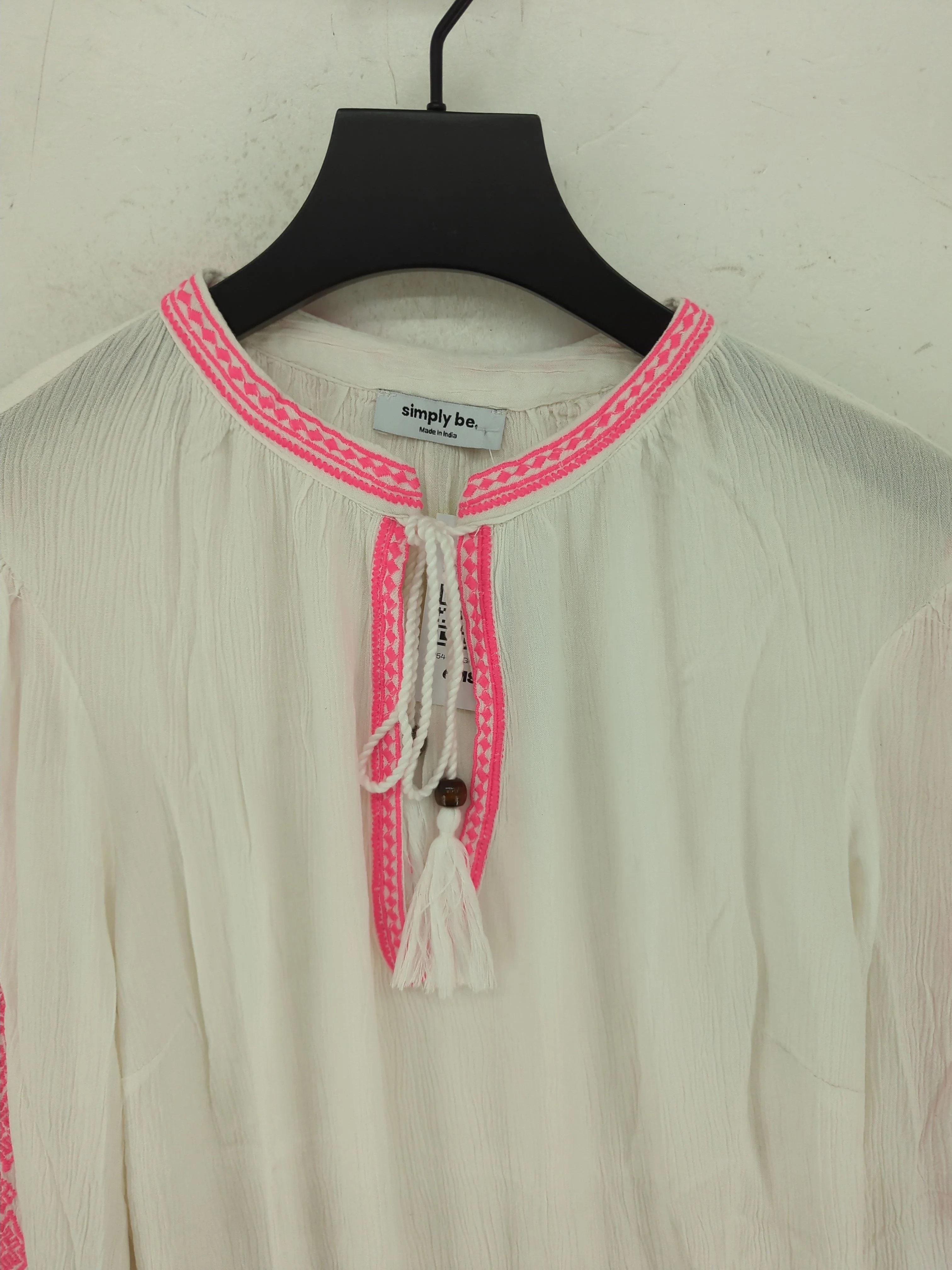 Simply Be Women's Blouse UK 16 White 100% Viscose Basic New with tags - Image 3