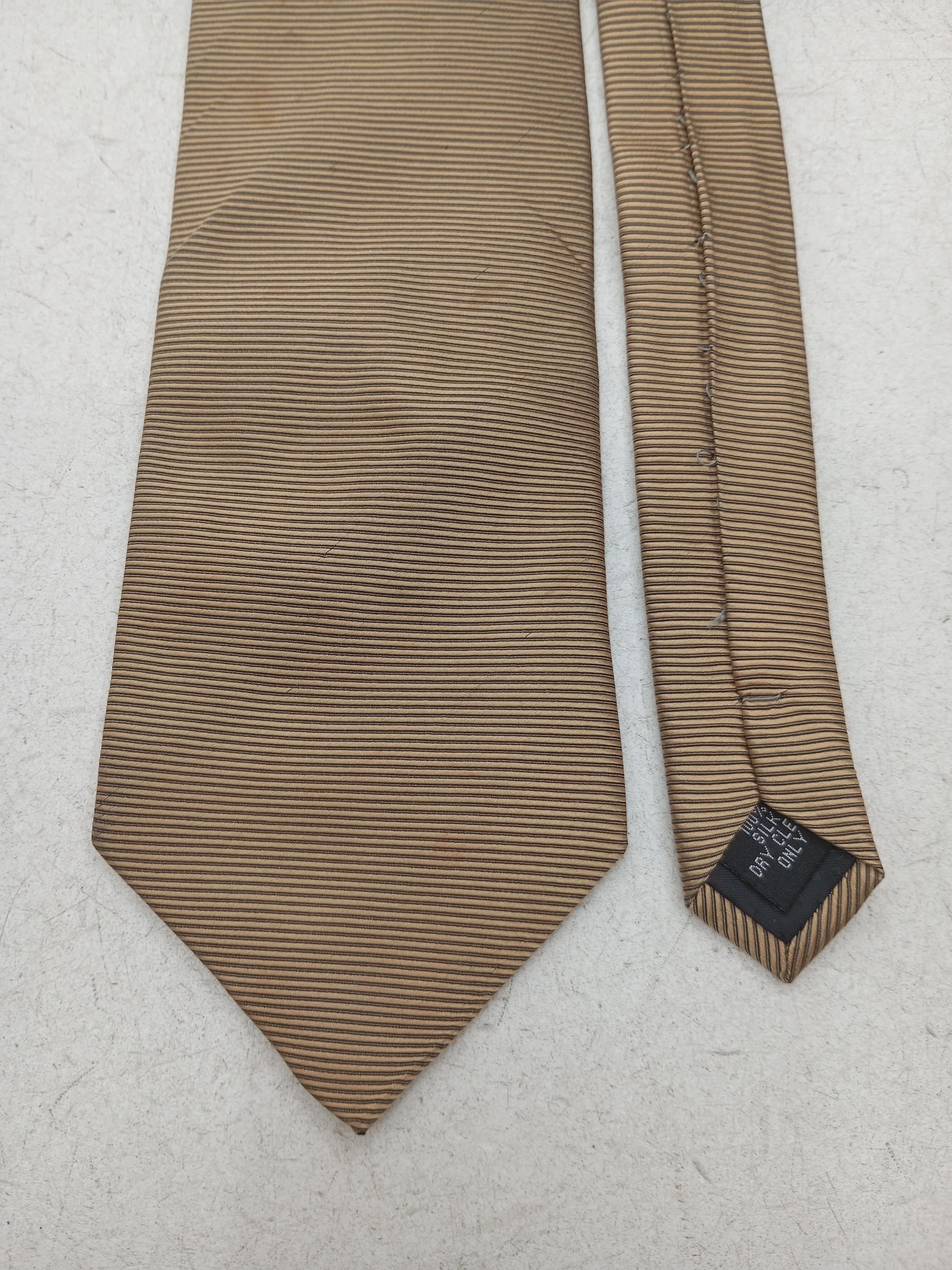 Skopes Men's Tie Gold Striped 100% Silk - Image 4