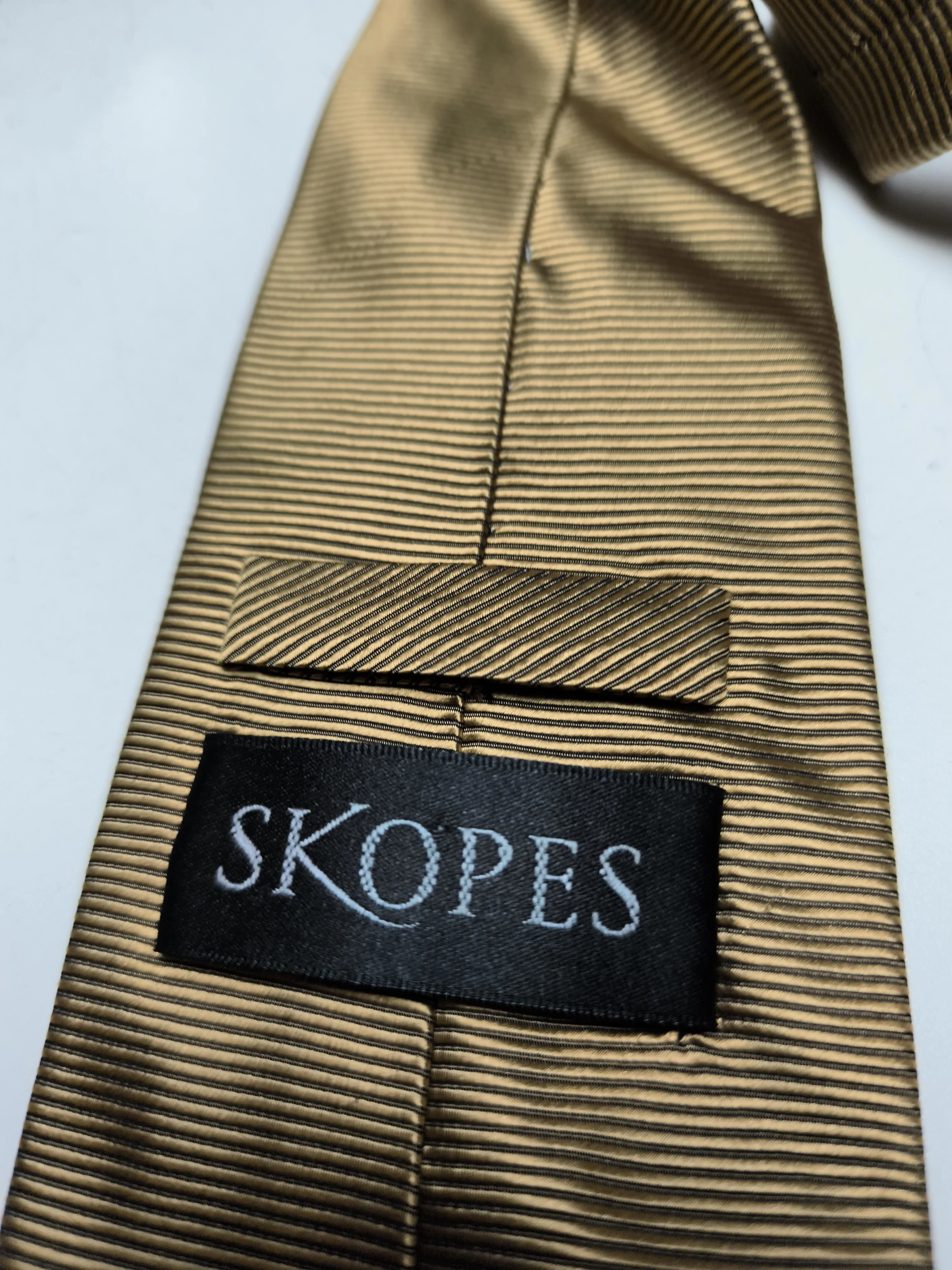 Skopes Men's Tie Gold Striped 100% Silk - Image 6