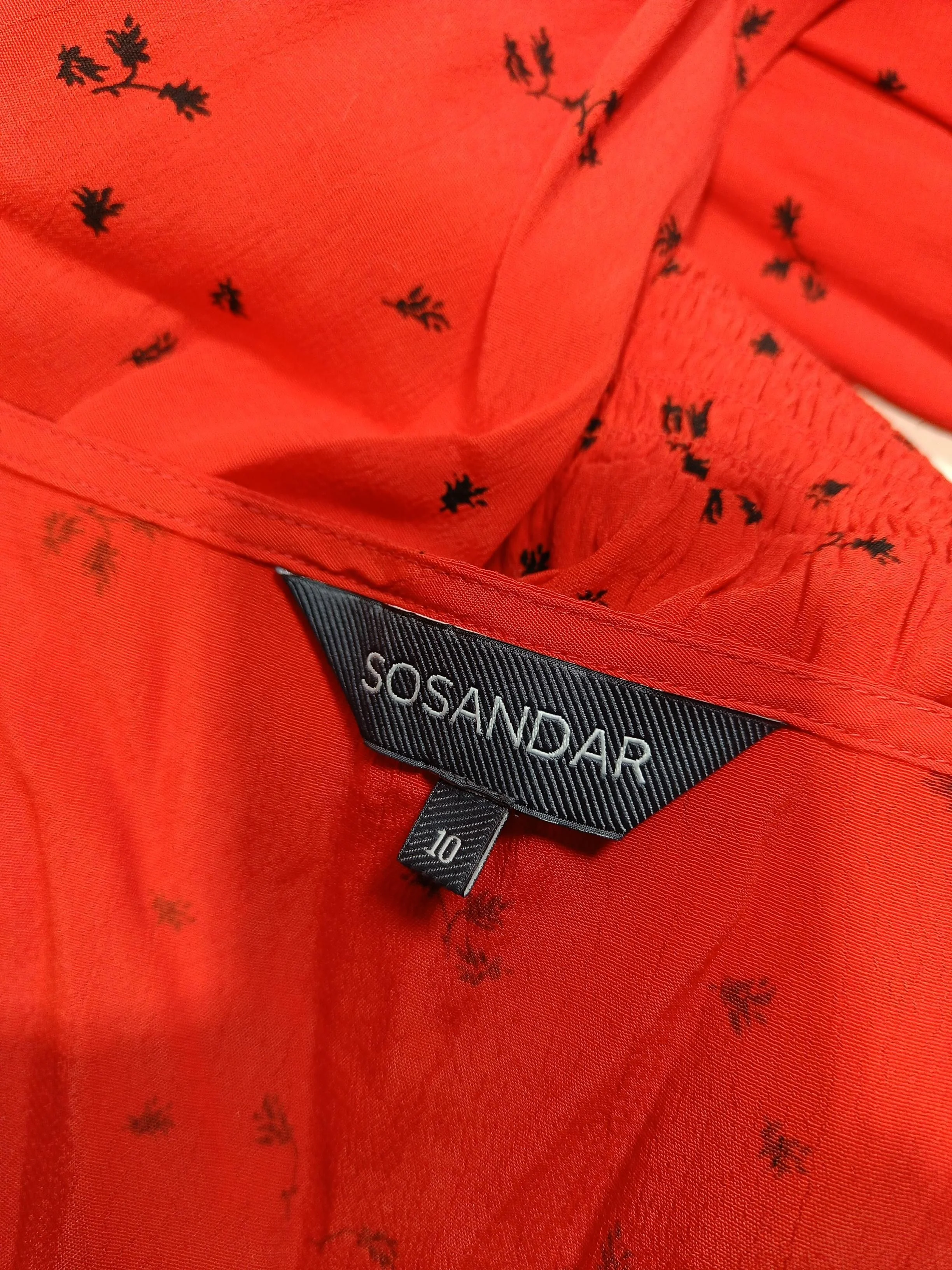 Sosandar Women's Top S Red Floral 100% Viscose Long Sleeve V-Neck Basic - Image 5