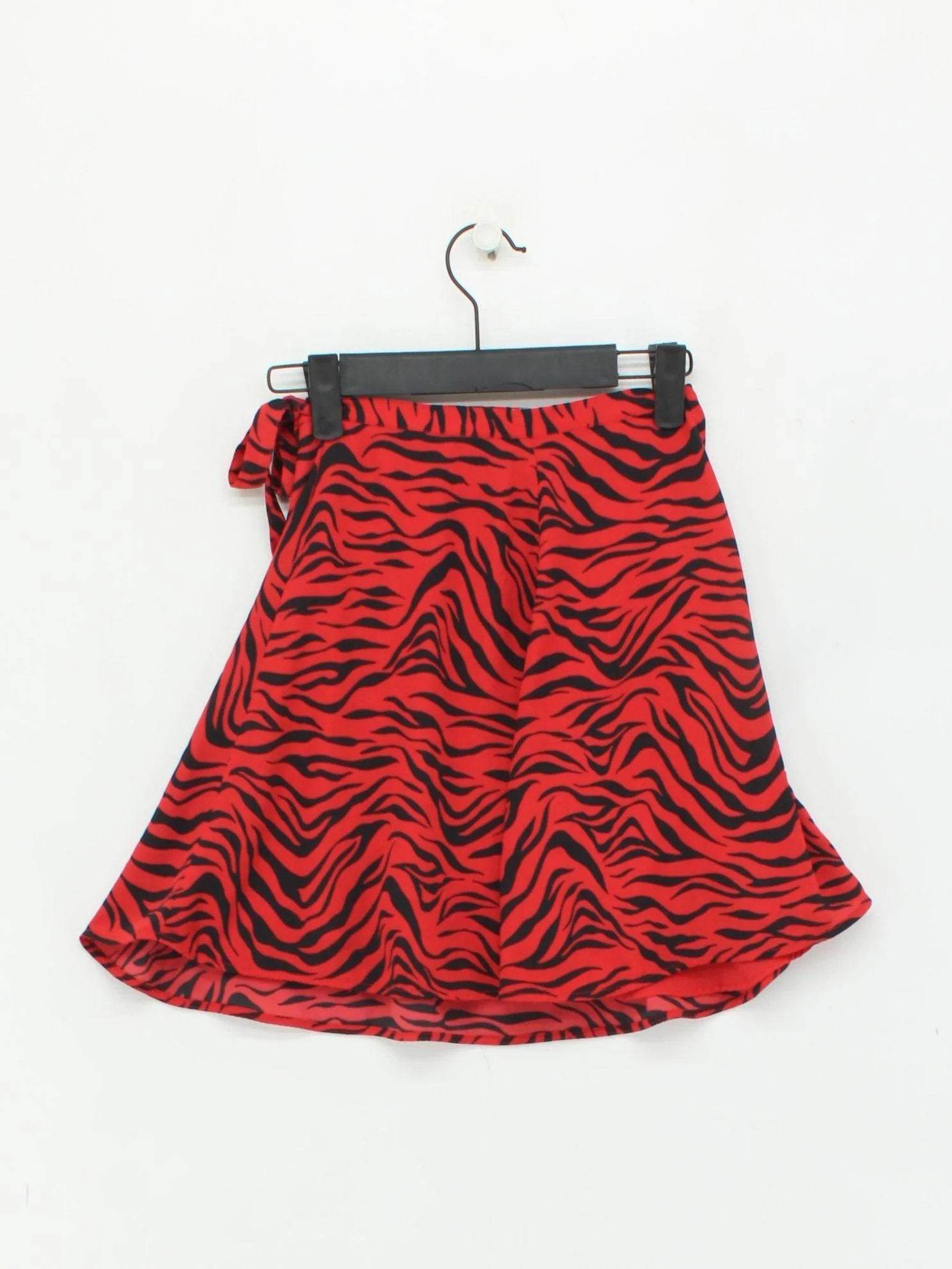 Sunday Best Women's Mini Skirt XS Red Animal Print 100% Polyester Short Mini - Image 2