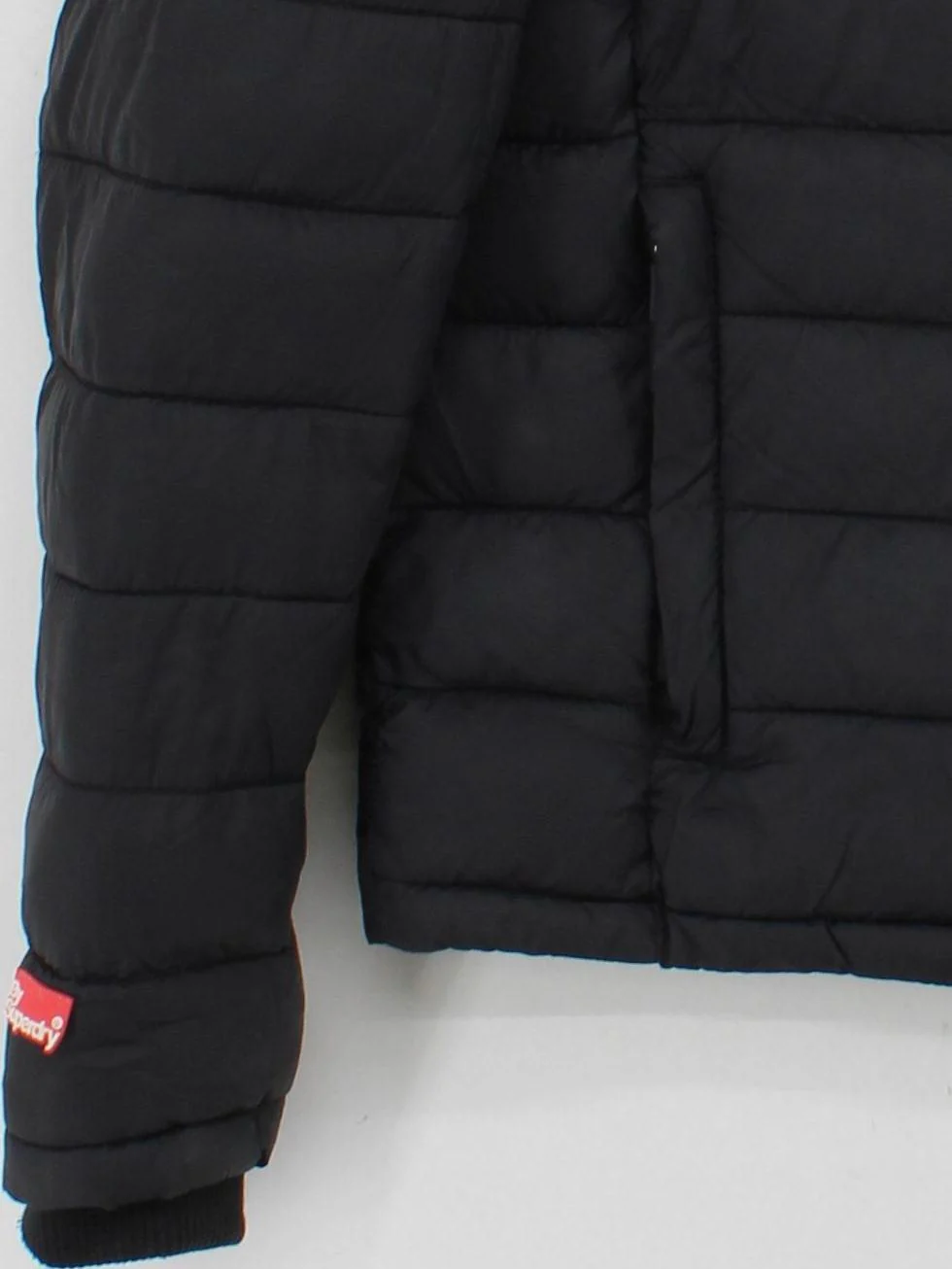 Superdry Men's Coat M Black Nylon with Polyester Puffer Jacket - Image 4