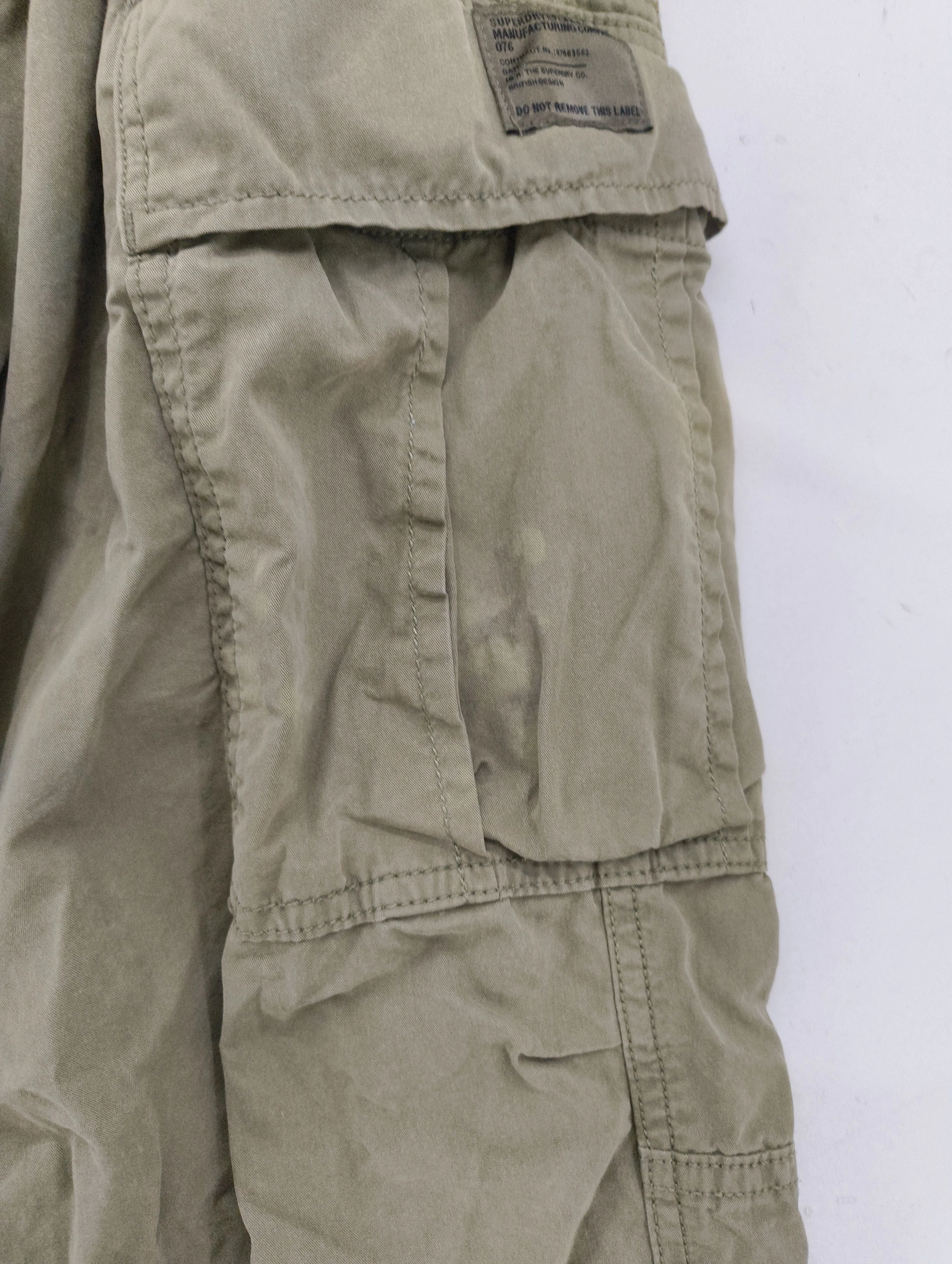 Superdry Men's Trousers W 32 in Green Cotton with Nylon Tapered Cargo - Image 5
