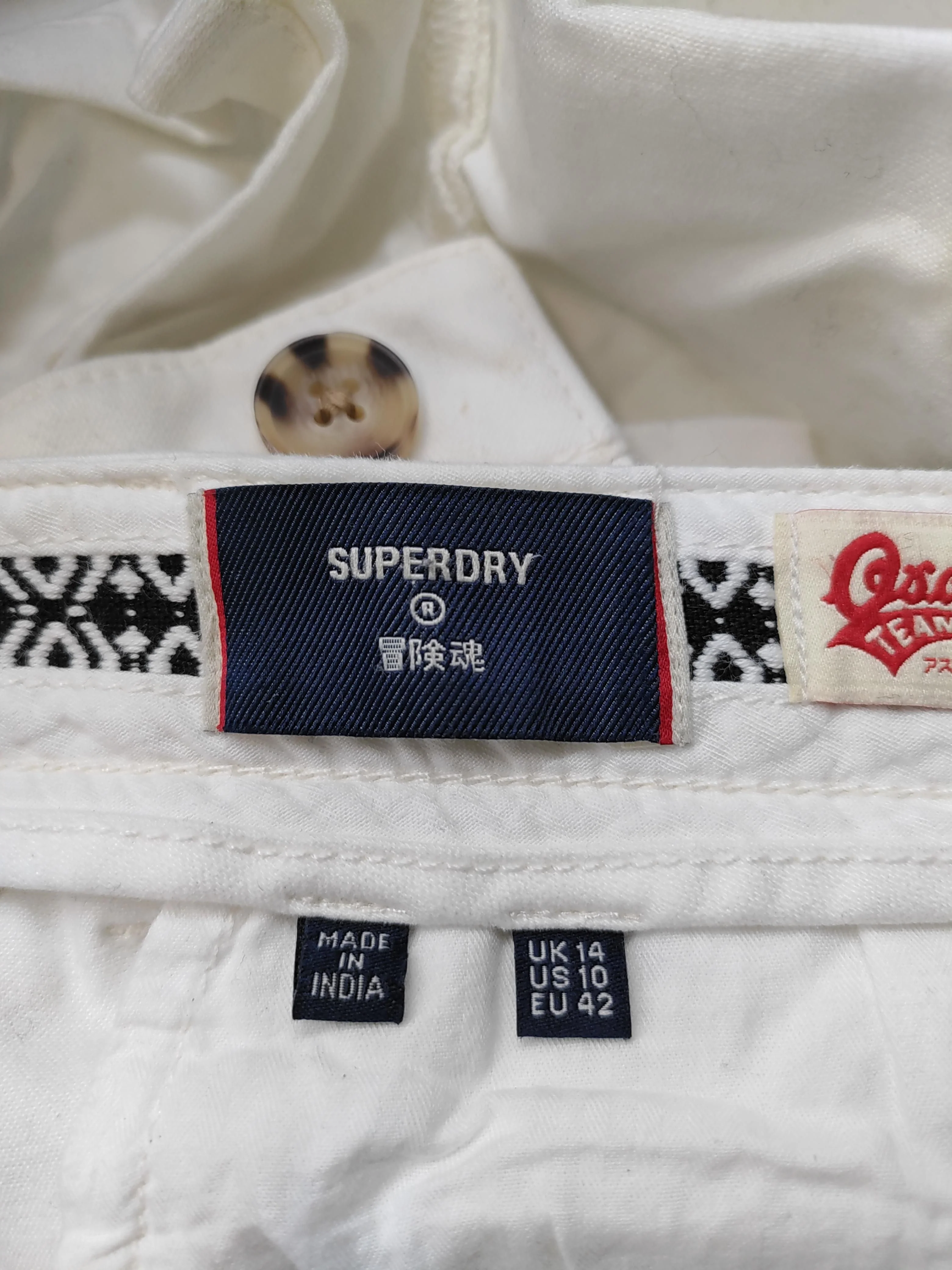 Superdry Women's Shorts UK 14 White Cotton with Elastane Cut-Off - Image 5