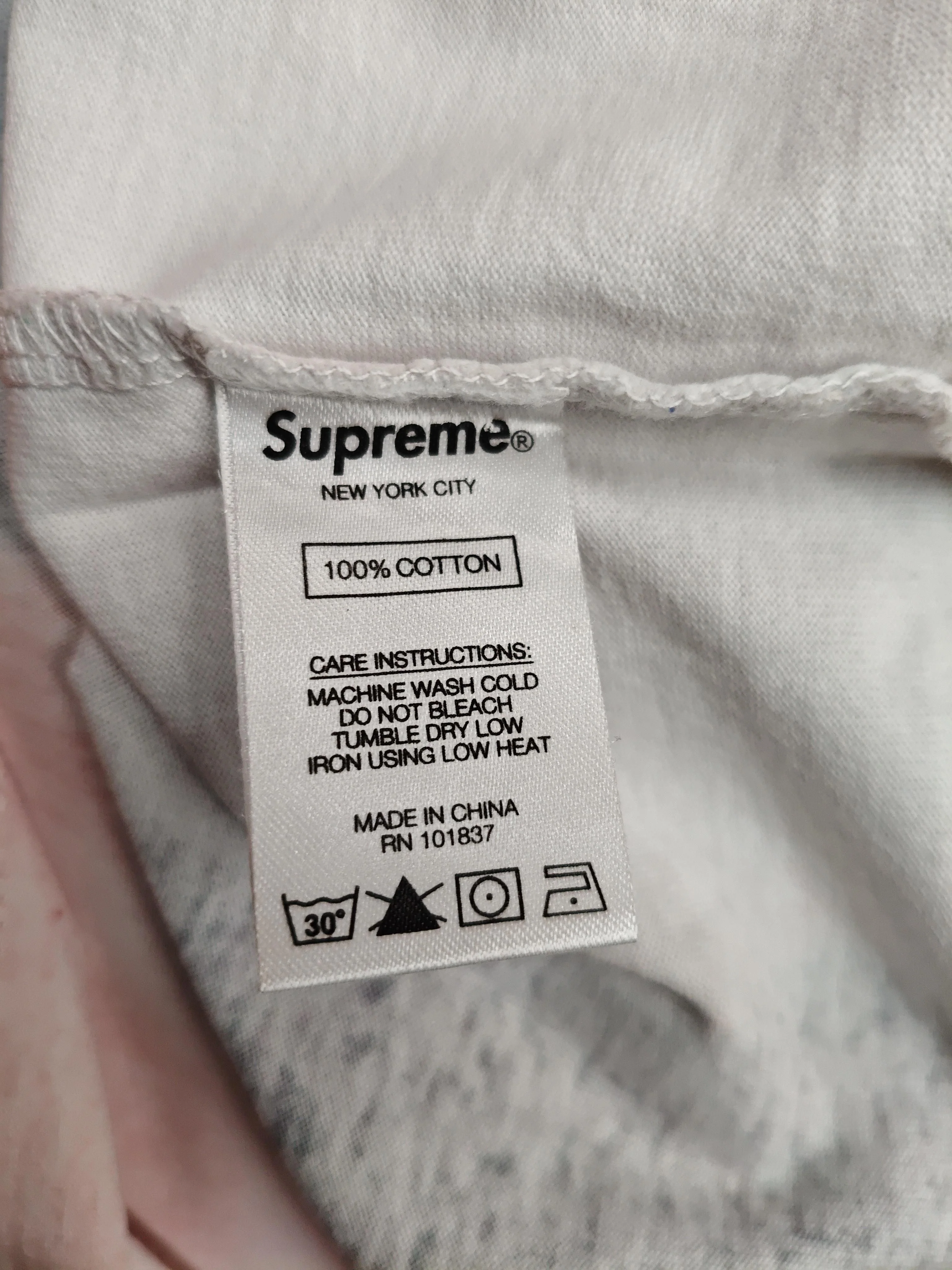 Supreme Men's T-Shirt M White Graphic 100% Cotton Basic - Image 6