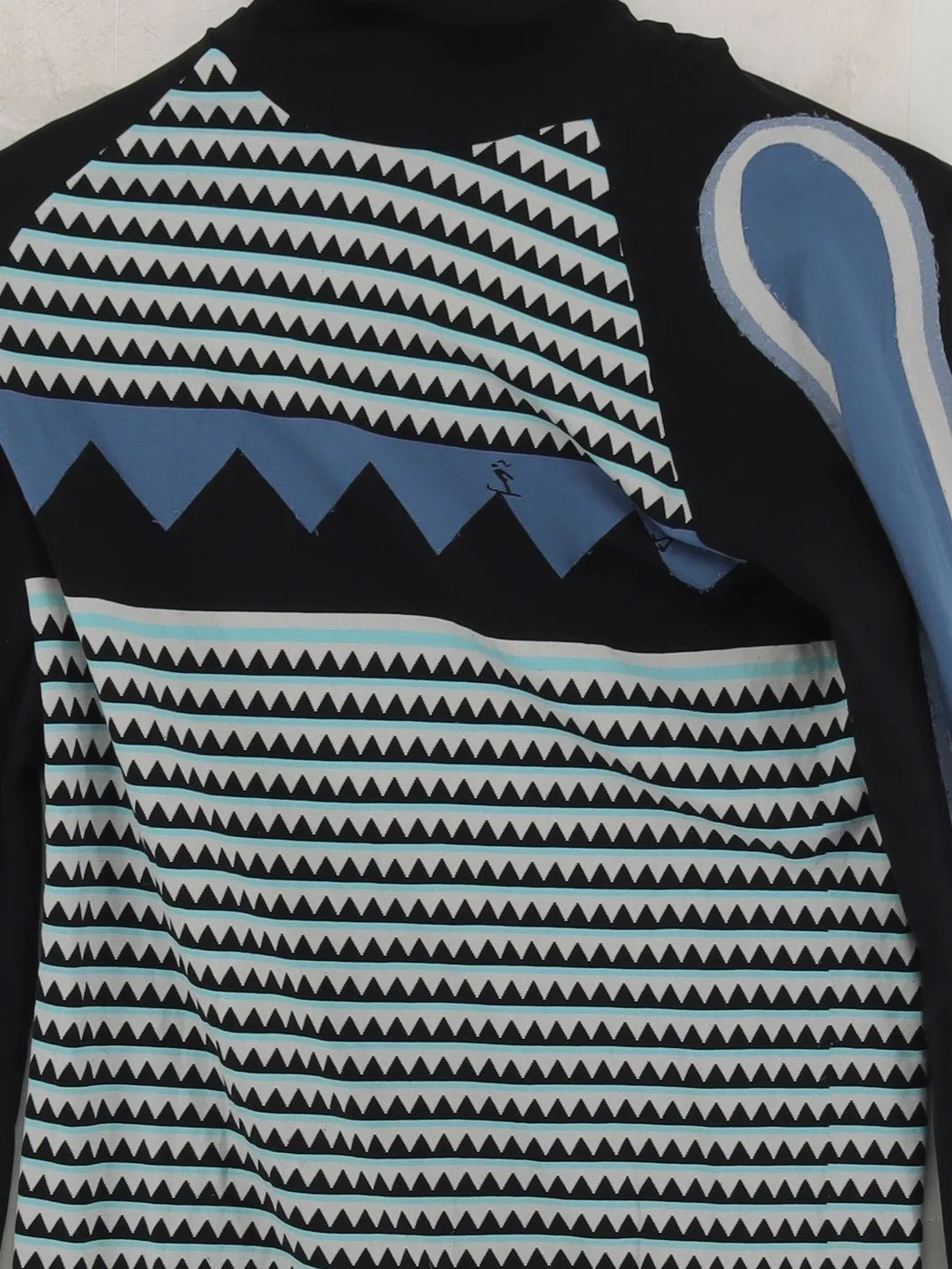 Sweaty Betty Men's Jumper M Black Polyamide with Elastane Pullover - Image 3