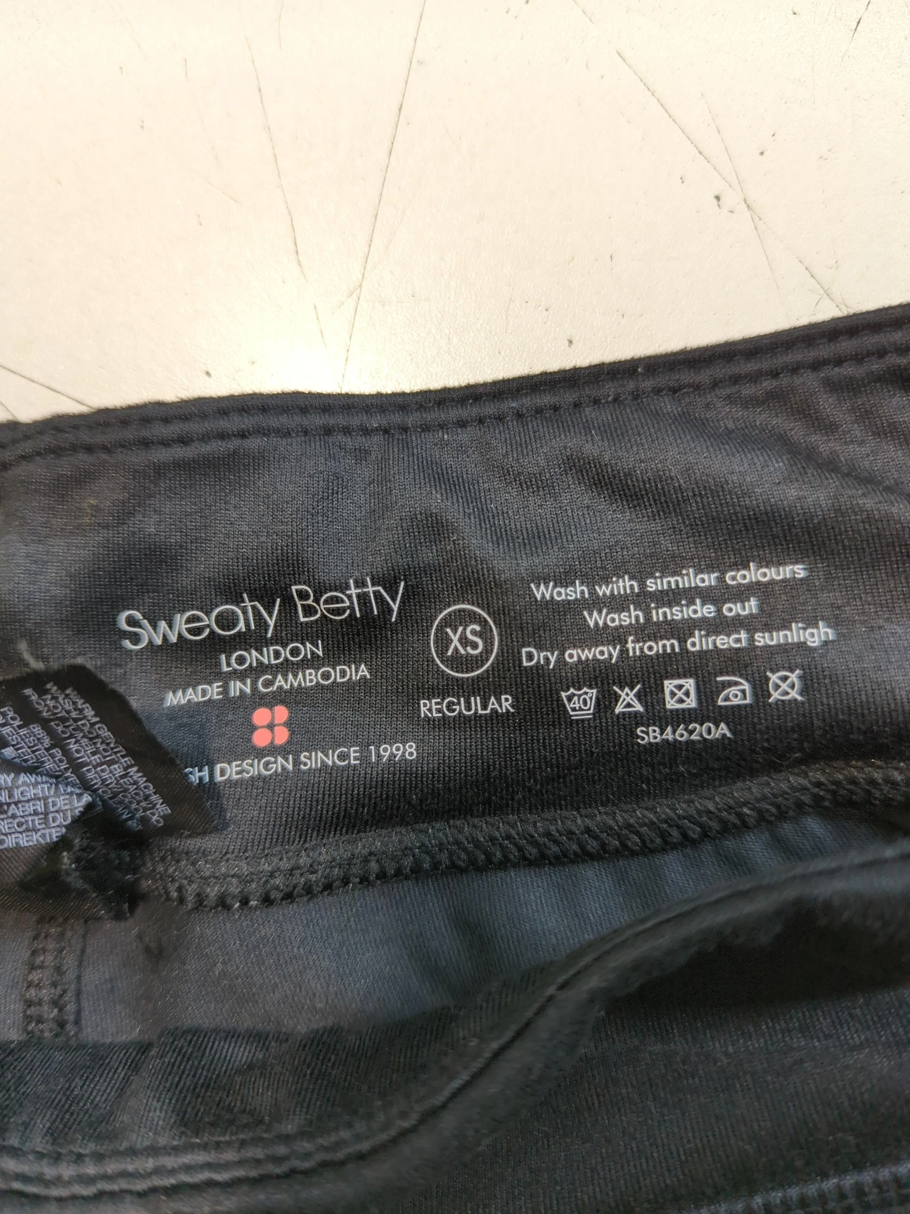 Sweaty Betty Men's Sports Bottoms XS Black Polyester with Elastane Sweatpants - Image 5