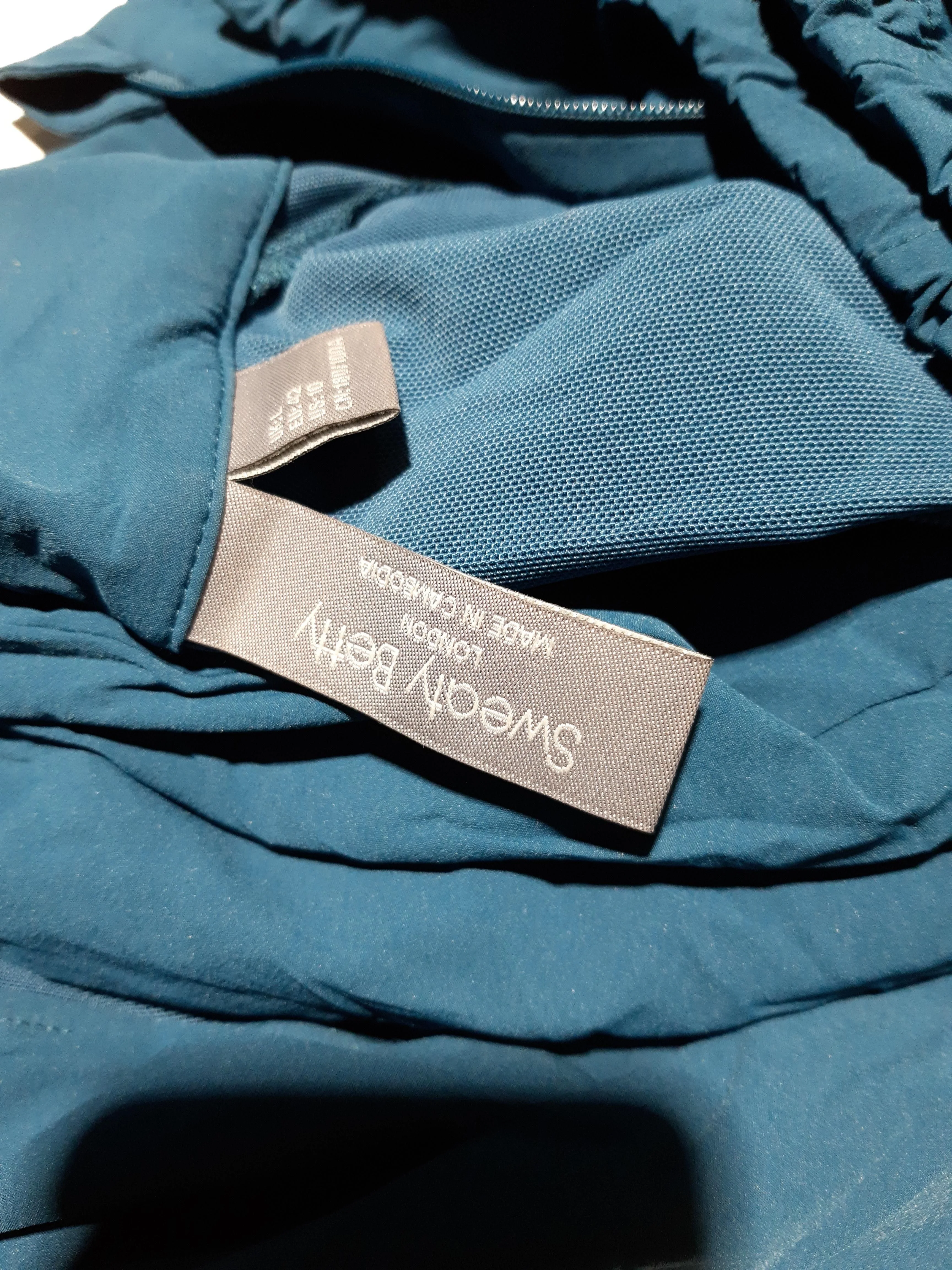 Sweaty Betty Women's Hoodie M Blue 100% Nylon Pullover - Image 5