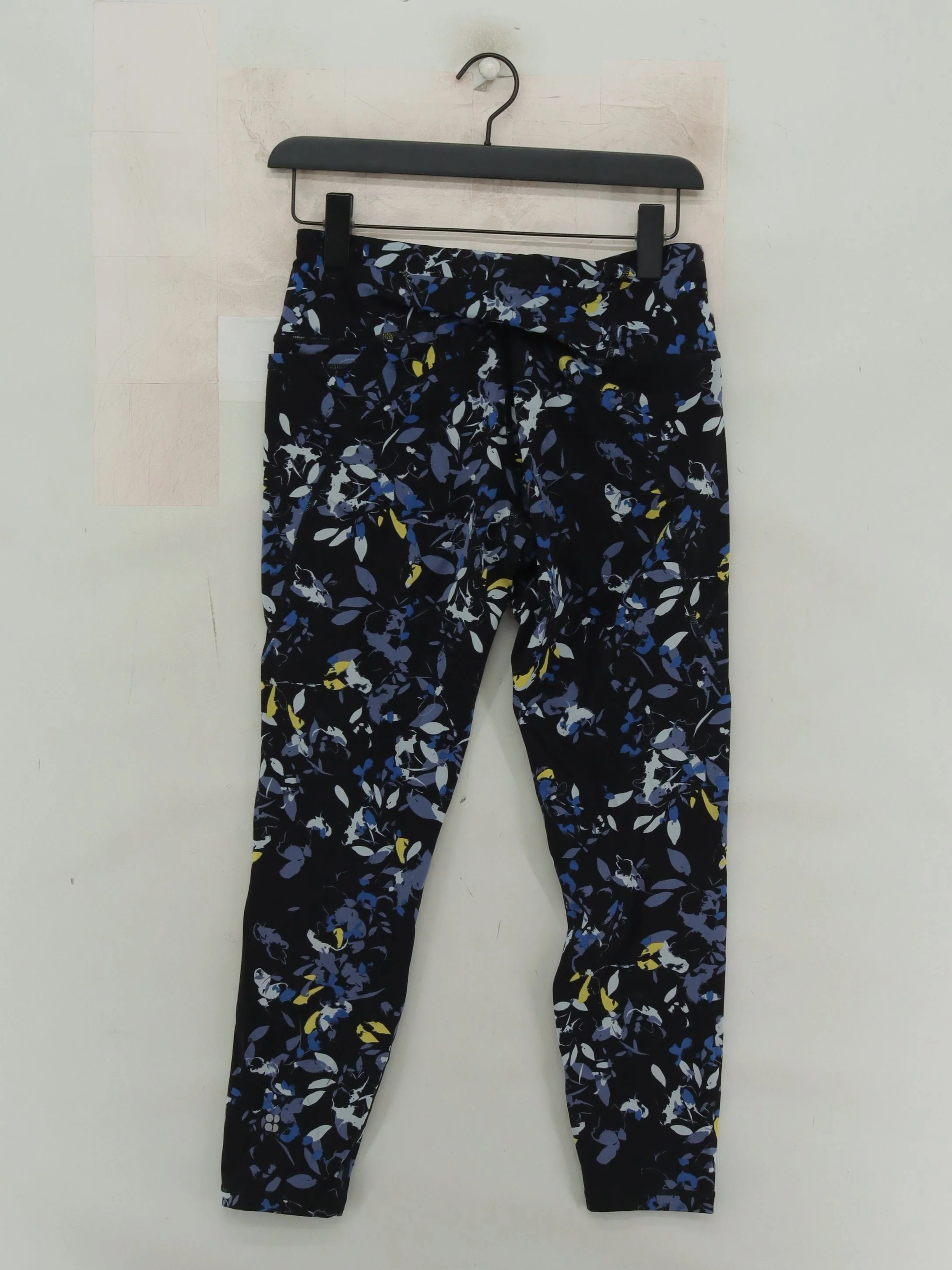Sweaty Betty Women's Leggings M Black Floral 100% Other Cropped - Image 2