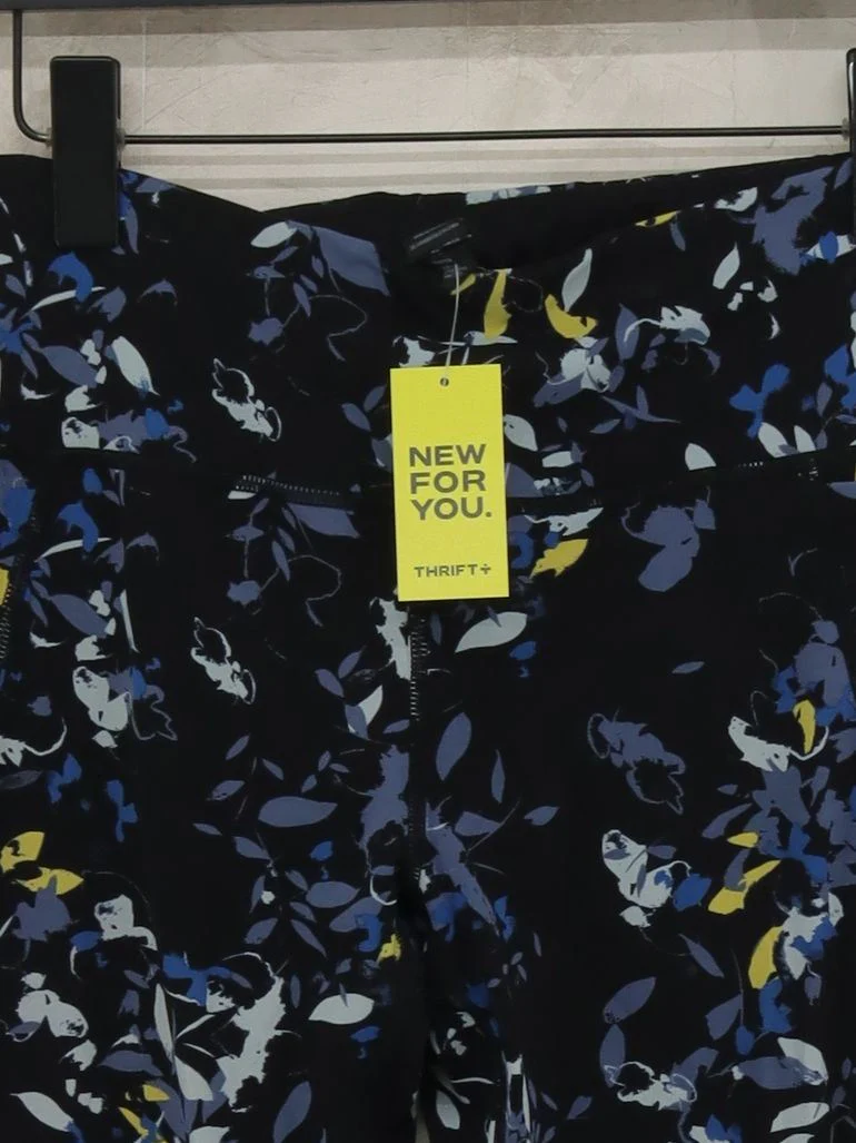 Sweaty Betty Women's Leggings M Black Floral 100% Other Cropped - Image 3