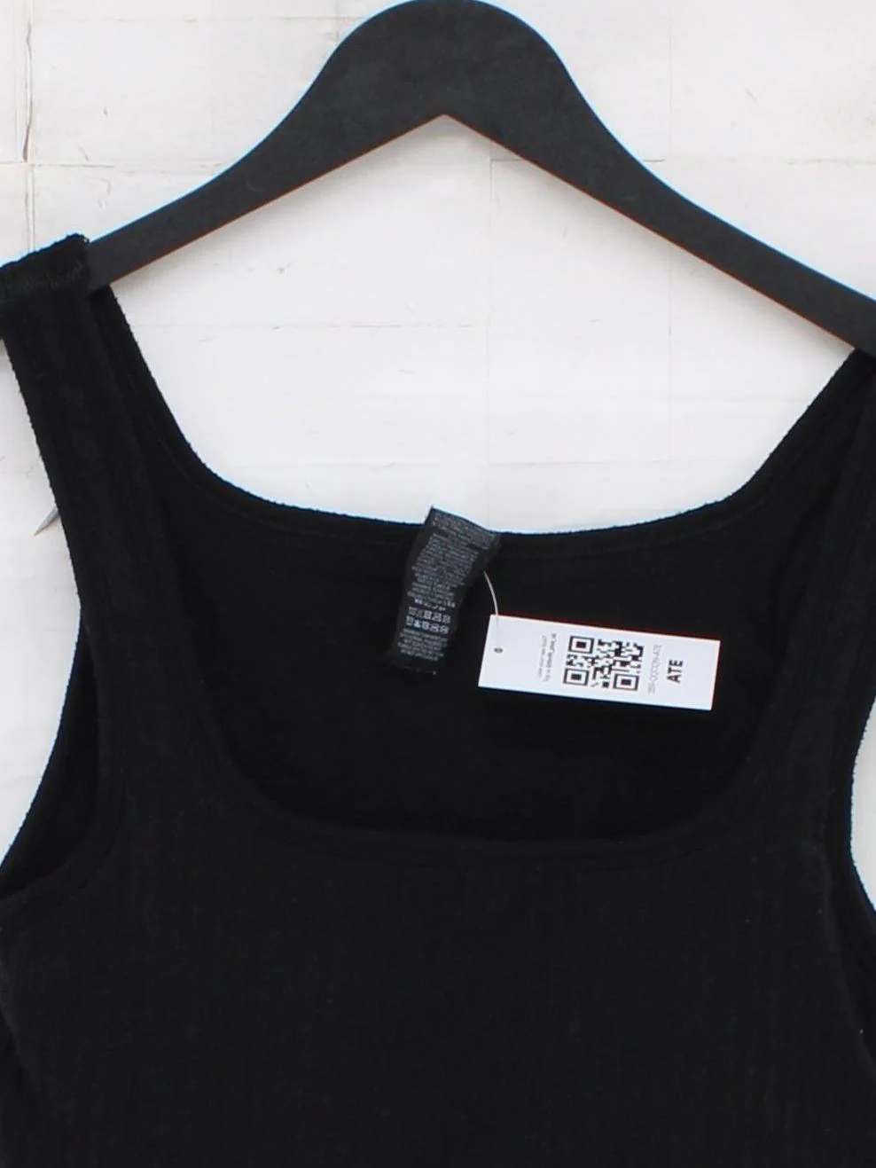 Sweaty Betty Women's T-Shirt S Black 100% Other Sleeveless Round Neck Basic - Image 3