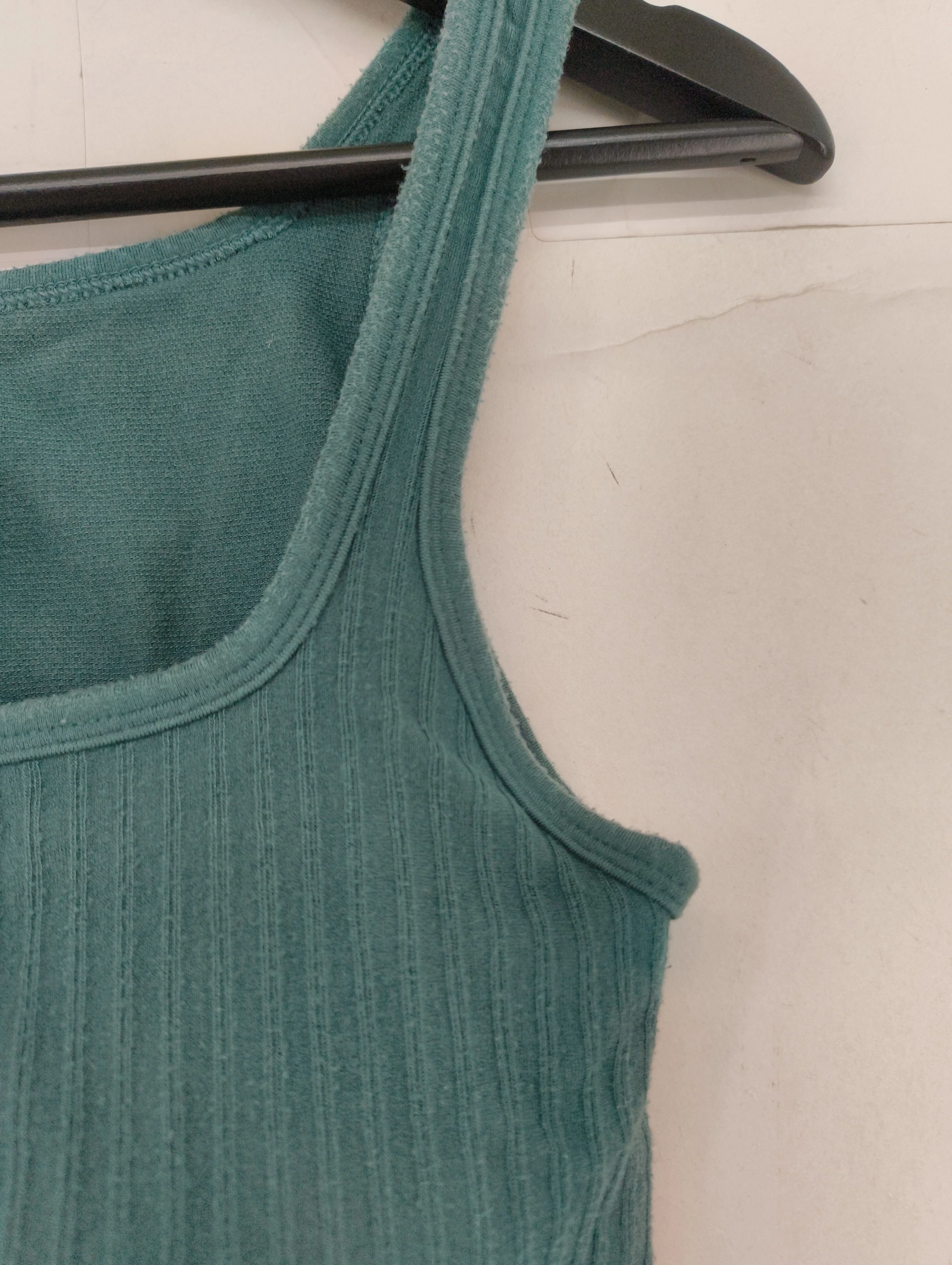 Sweaty Betty Women's T-Shirt S Green 100% Cotton Sleeveless Square Neck Basic - Image 5
