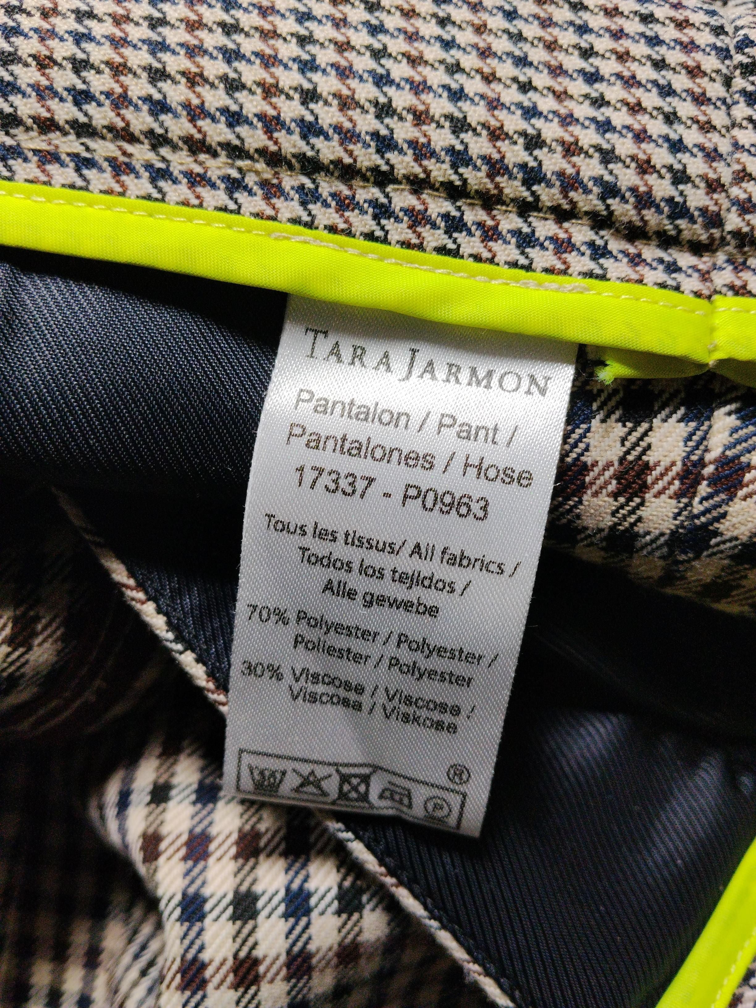 Tara Jarmon Women's Trousers UK 8 Multi Polyester with Viscose Tapered Cropped - Image 6