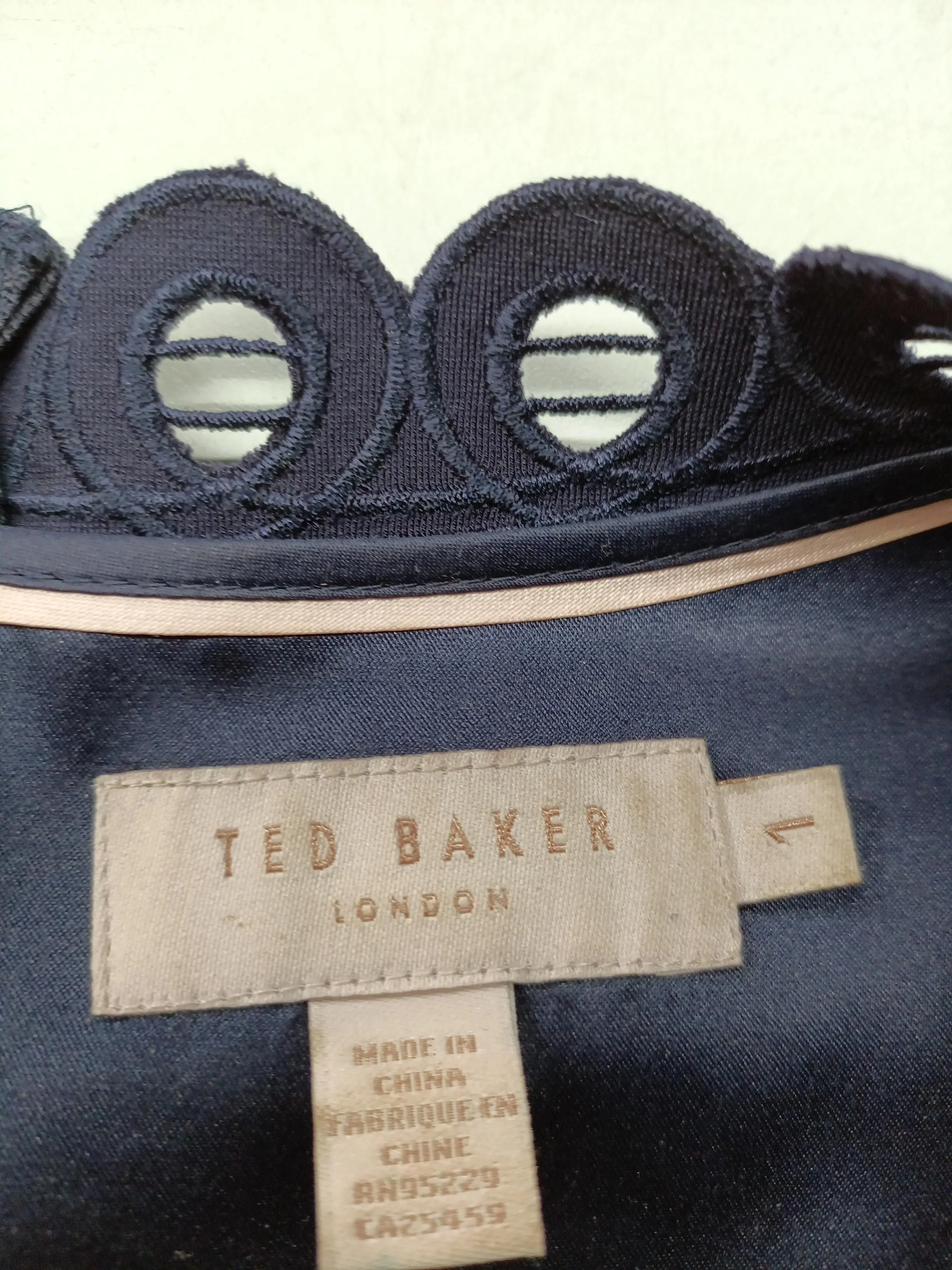 Ted Baker Bodycon Mini Dress UK8 in Blue - Image 6