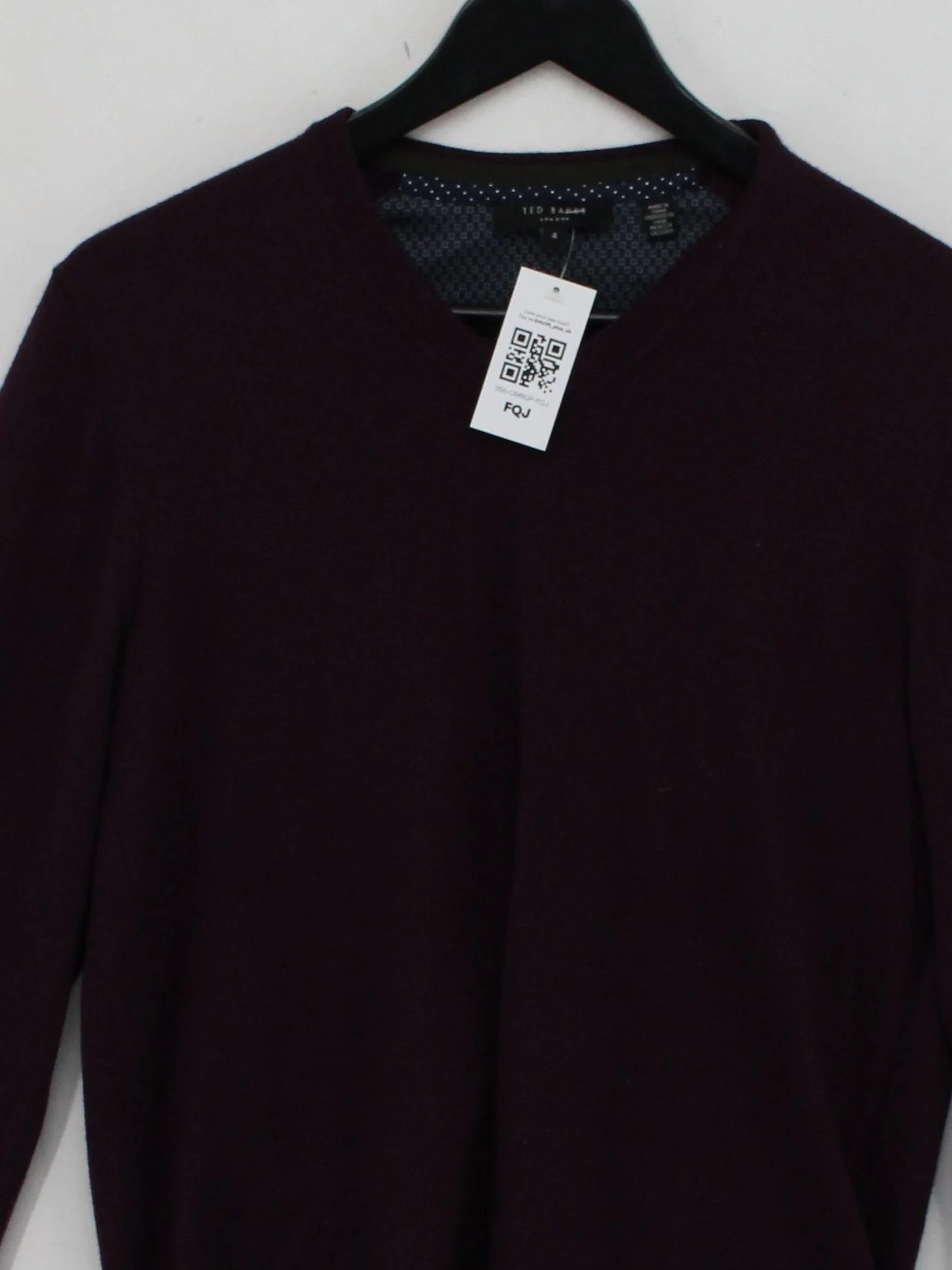 Ted Baker Men's Jumper L Purple 100% Wool V-Neck Pullover - Image 3