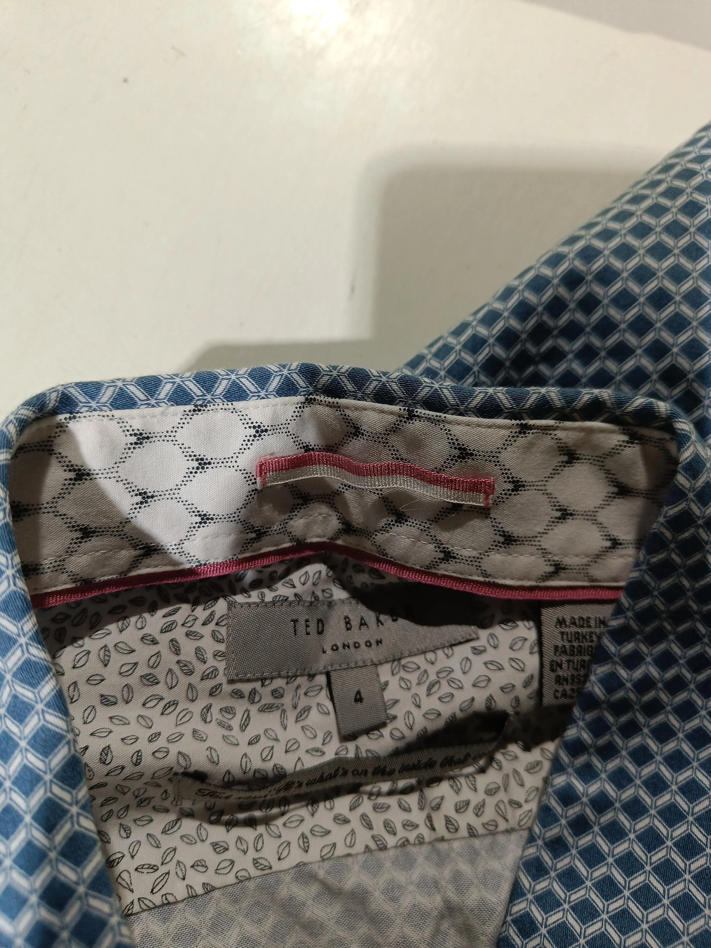 Ted Baker Men's Shirt L Blue Geometric 100% Cotton Basic - Image 5