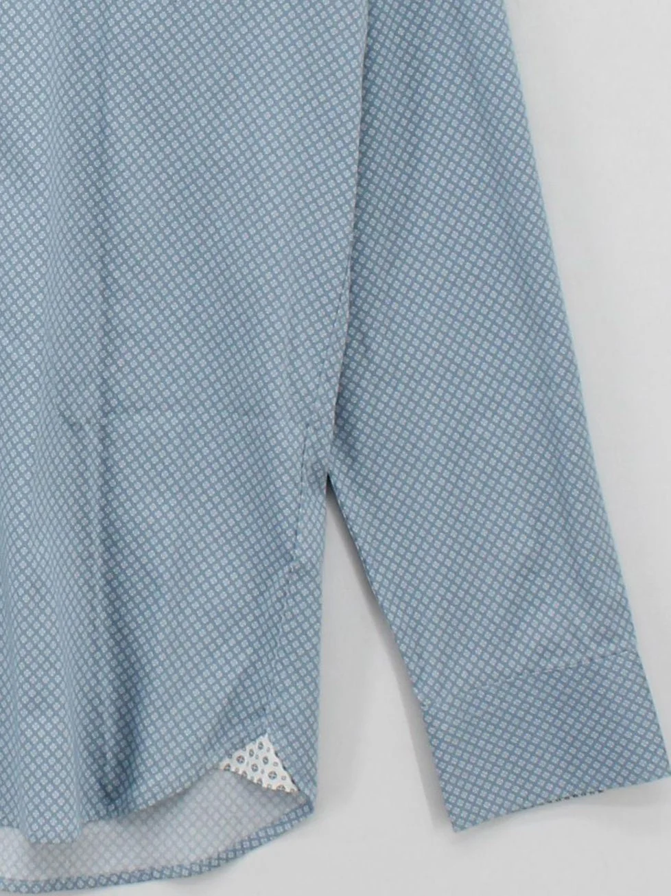 Ted Baker Men's Shirt L Blue Geometric Cotton with Elastane Basic - Image 4