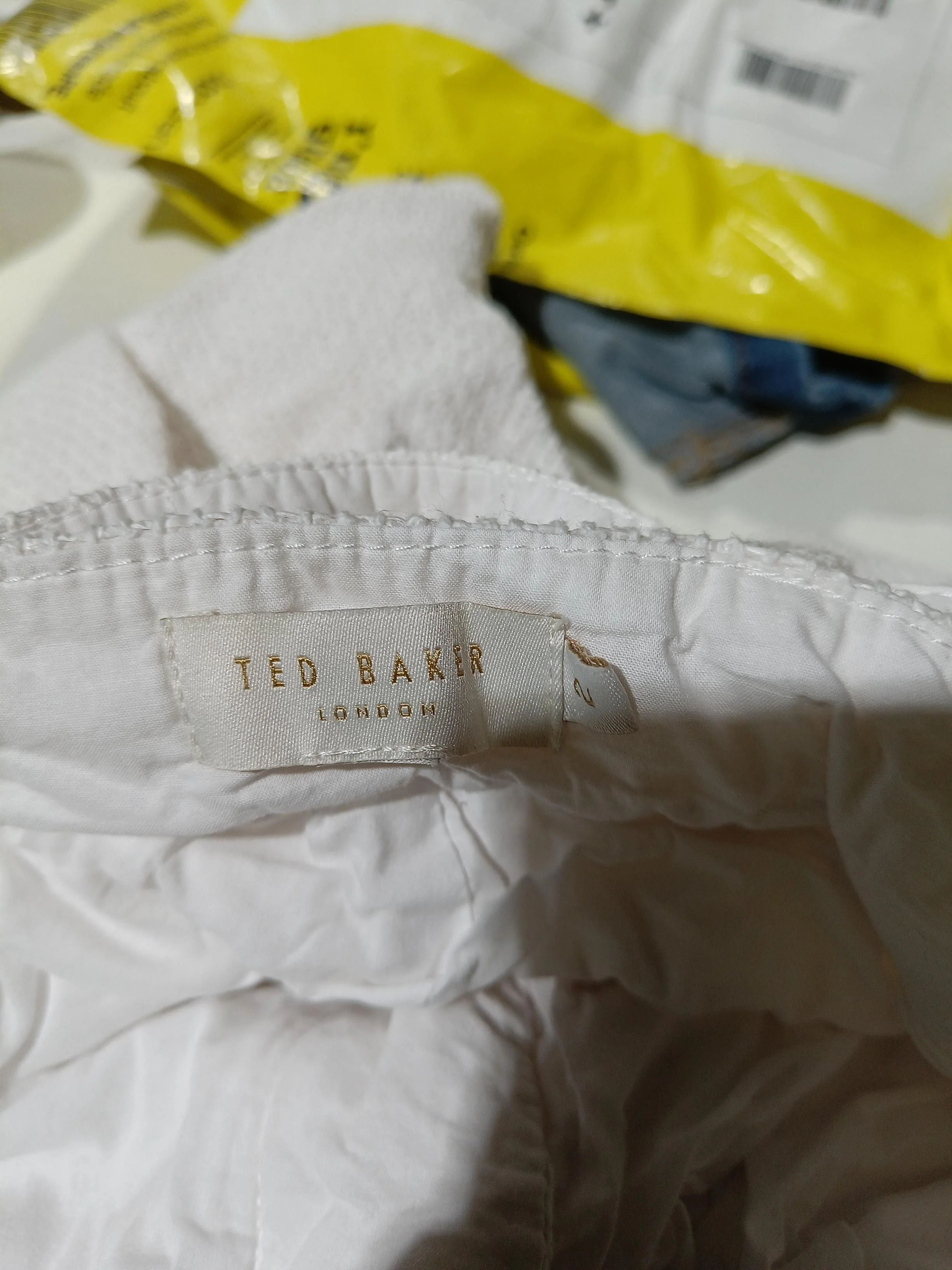 Ted Baker Women's Shorts UK 10 Cream Polyamide with Cotton, Polyester Paperbag - Image 5
