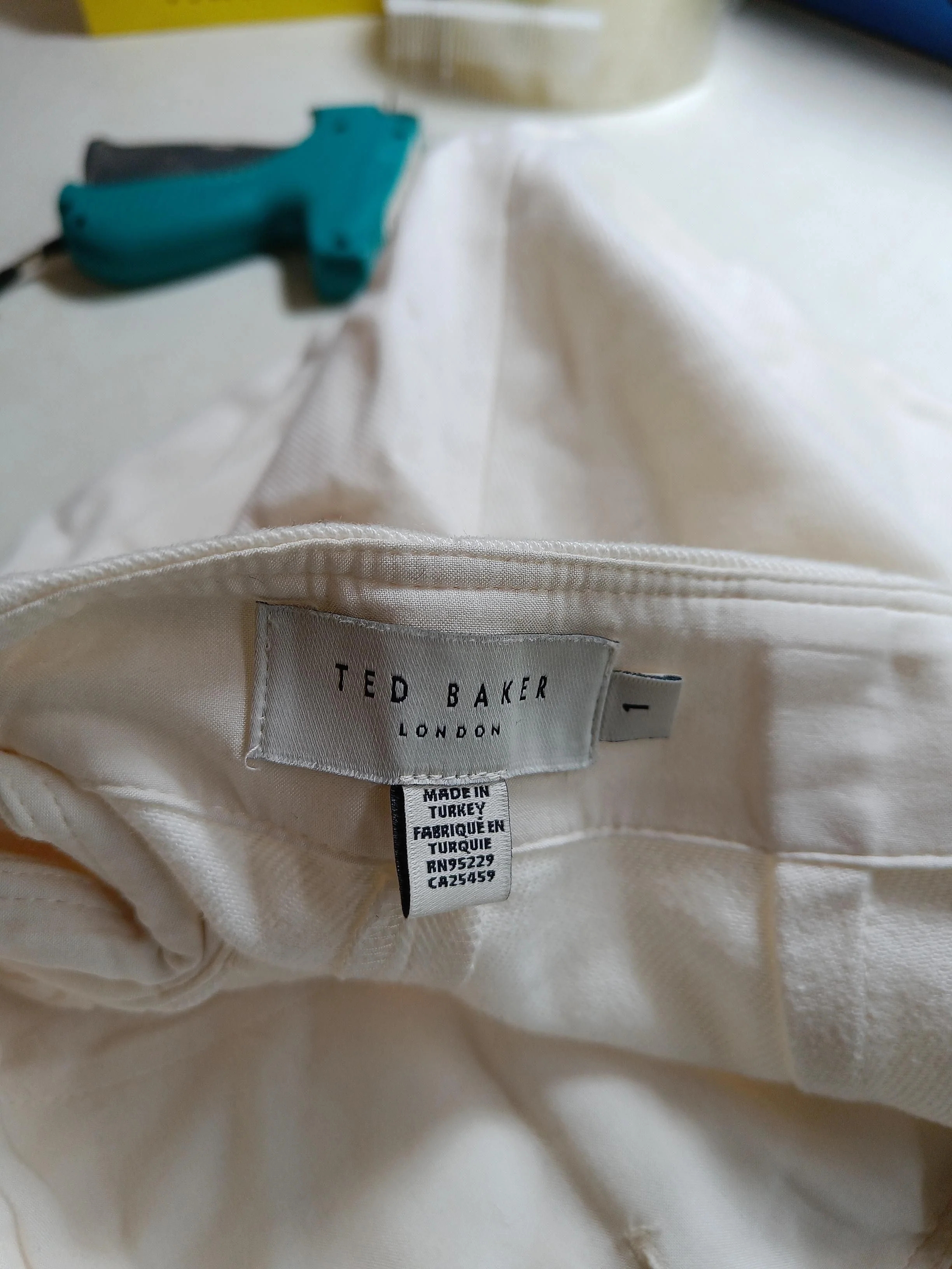 Ted Baker Women's Suit Trousers XS Cream Cotton - Image 5