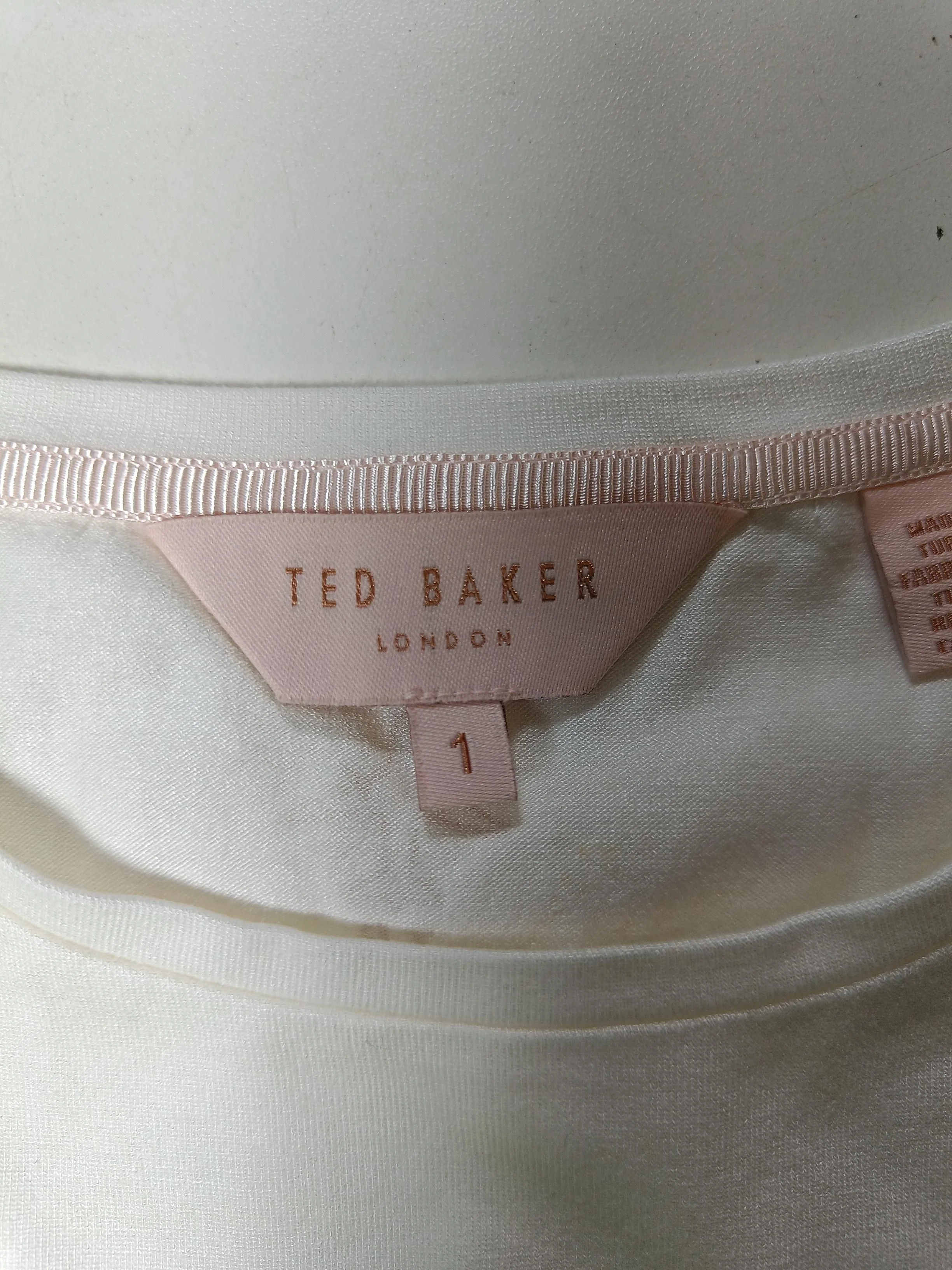 Ted Baker Women's T-Shirt UK 8 White Viscose with Elastane Basic - Image 5