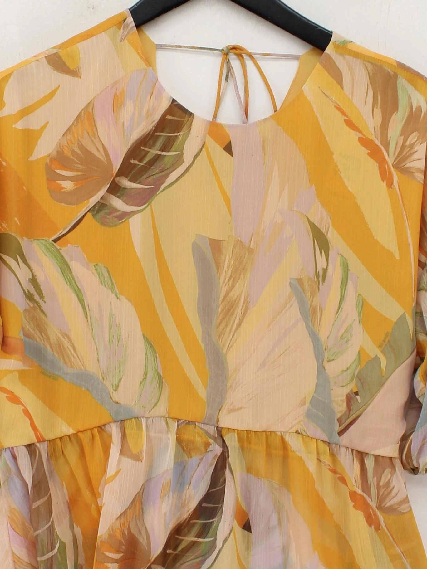 Ted Baker Women's Top L Yellow Floral 100% Other Short Sleeve V-Neck Basic - Image 3